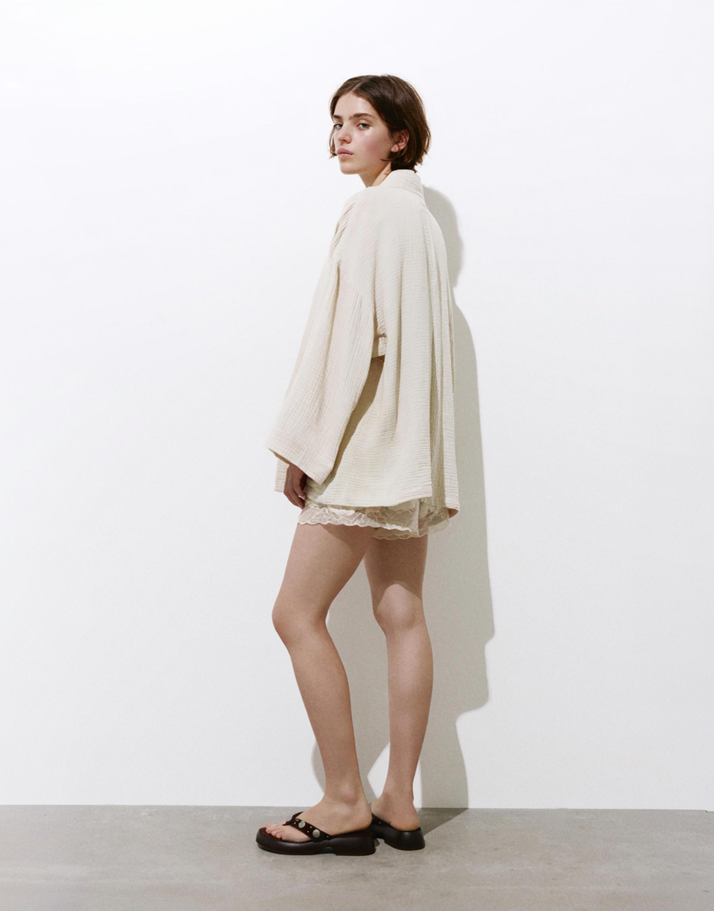 Crepe kimono — Ecru
