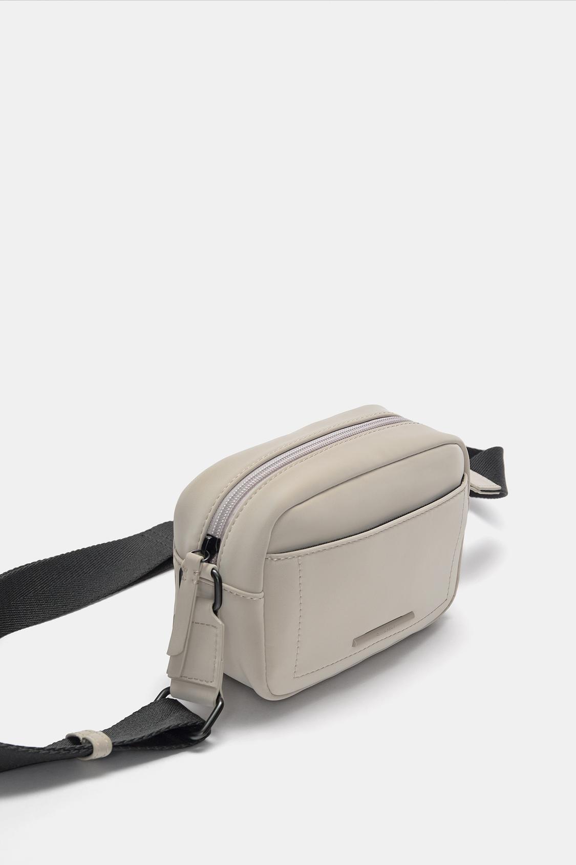 Rubberised crossbody bag PULL&BEAR