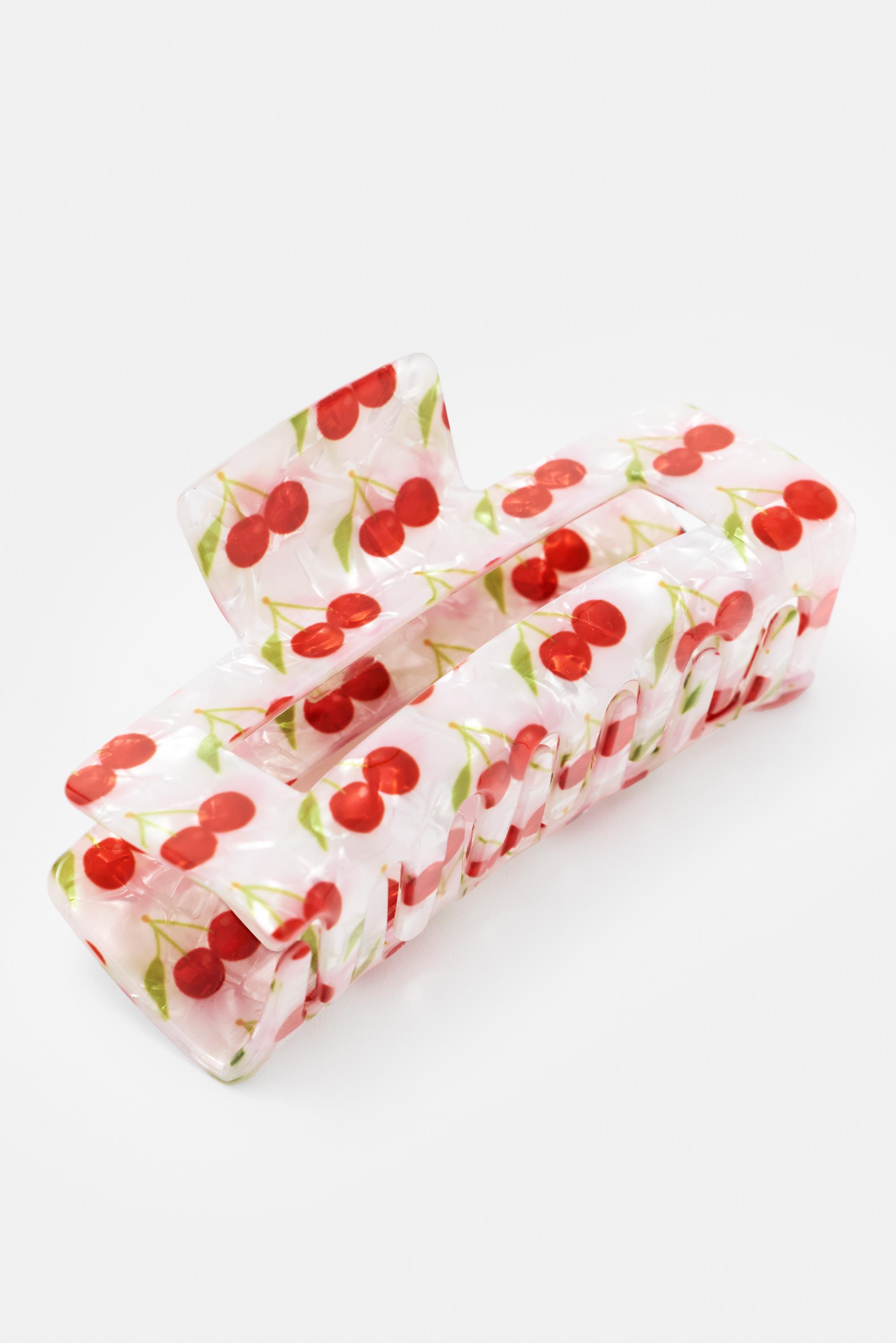 Kirazlı kürk tokası