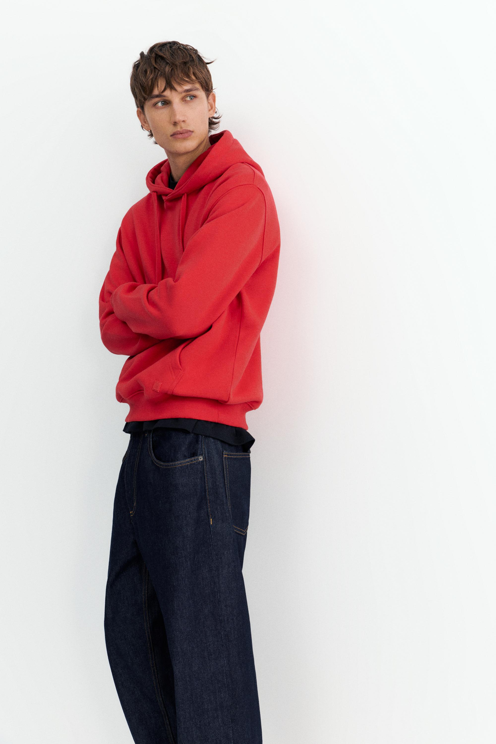 Basic hoodie — Red