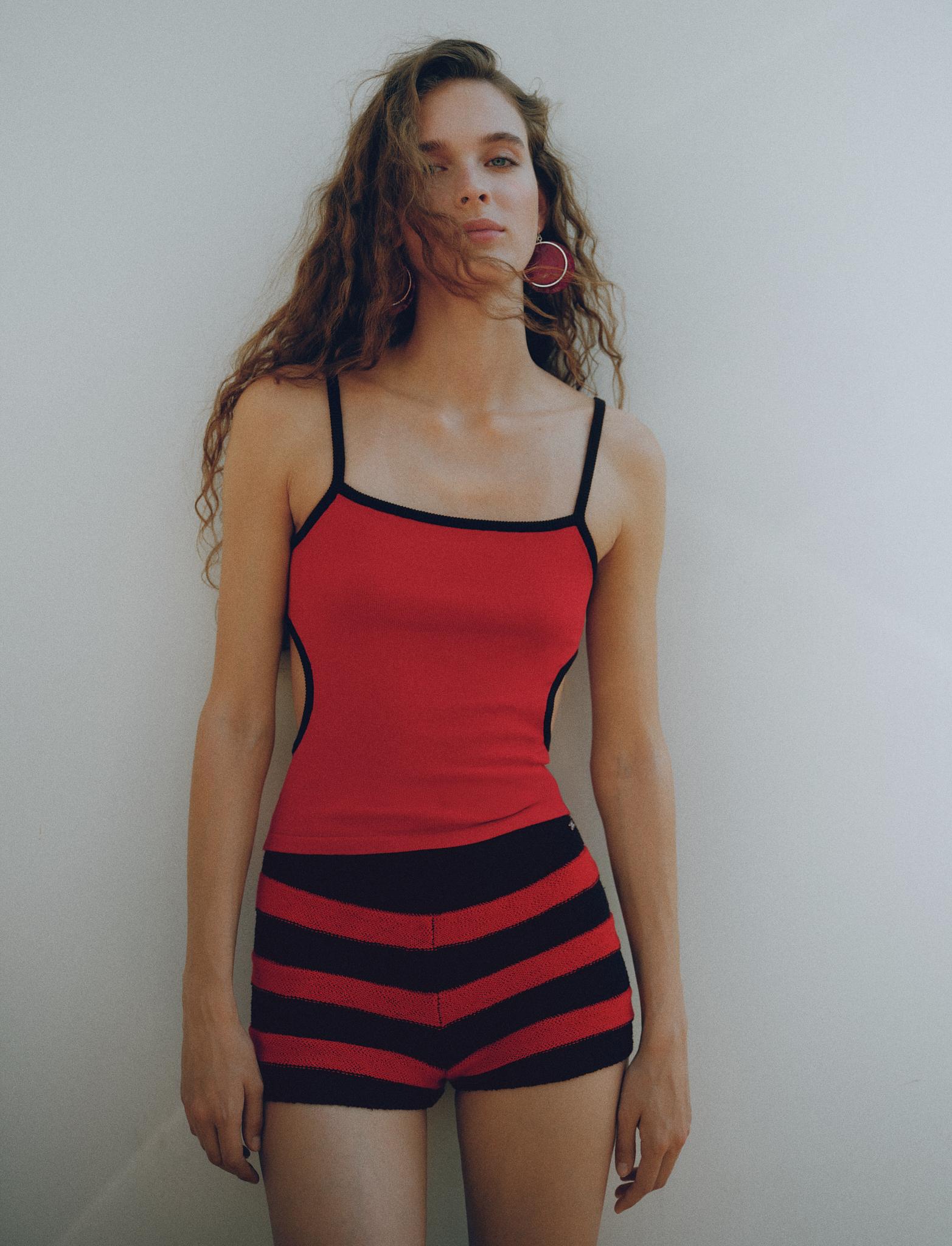Red strappy cut-out top — Red