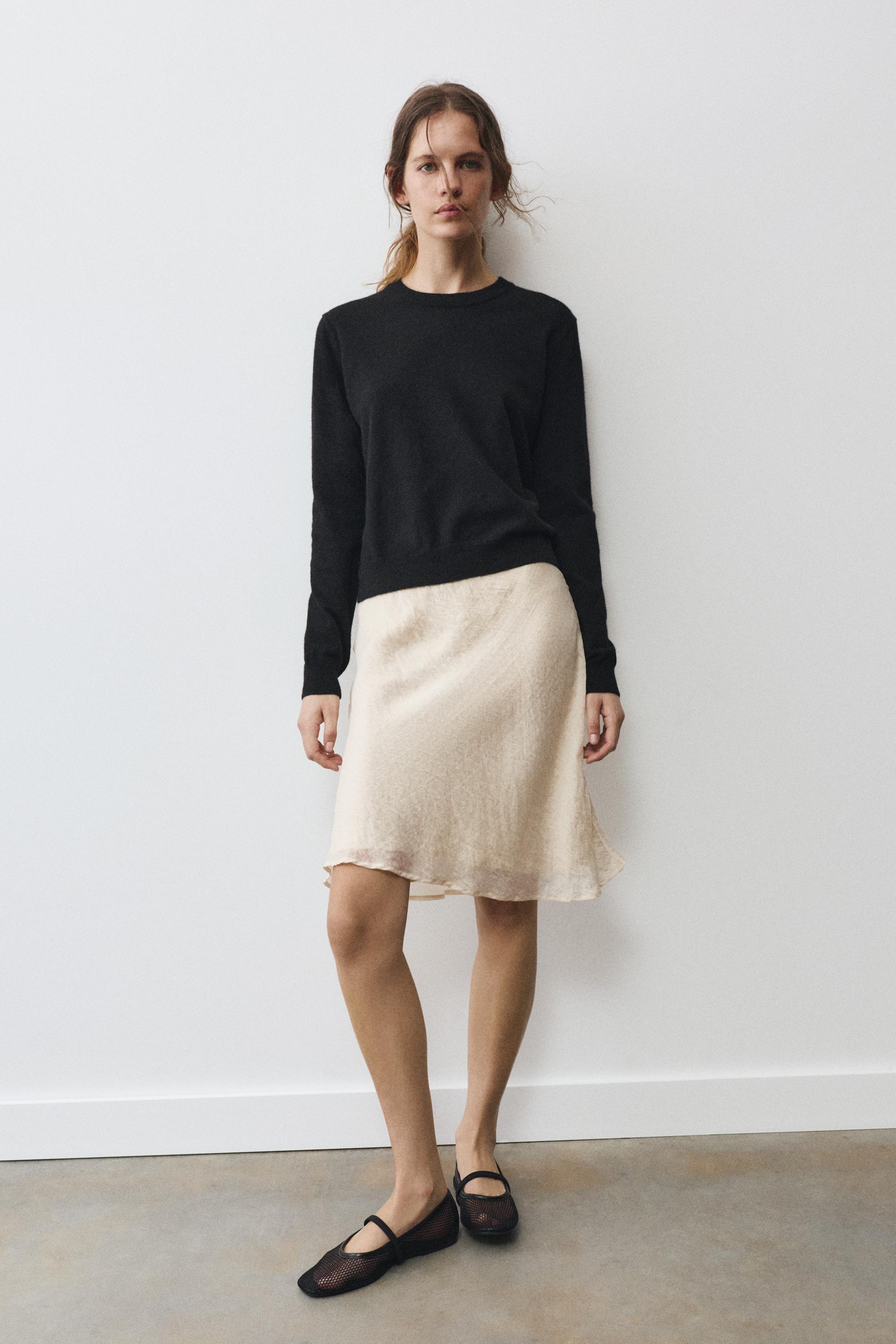 Soft knit jumper — Black
