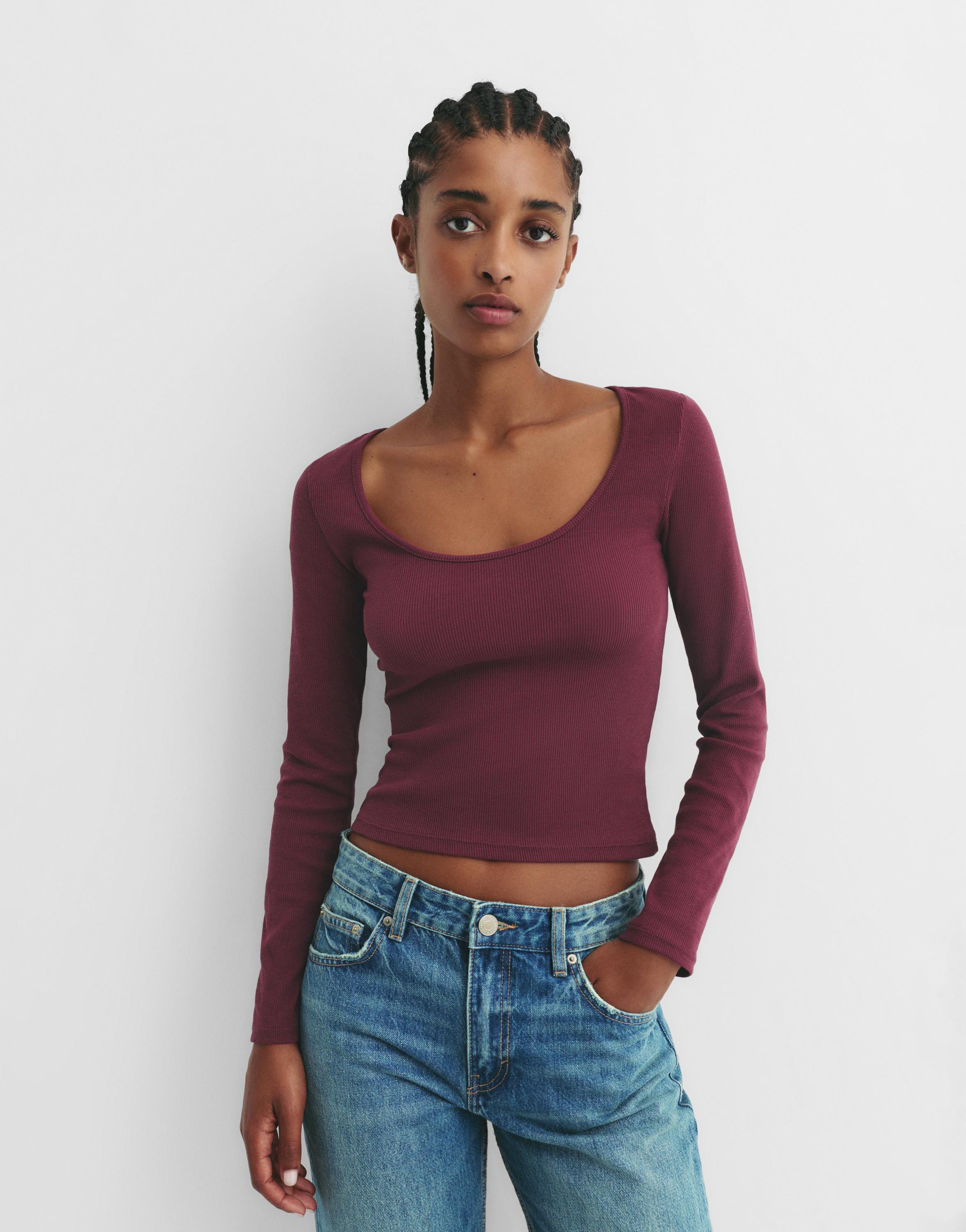 Ribbed round neck T-shirt — Burgundy