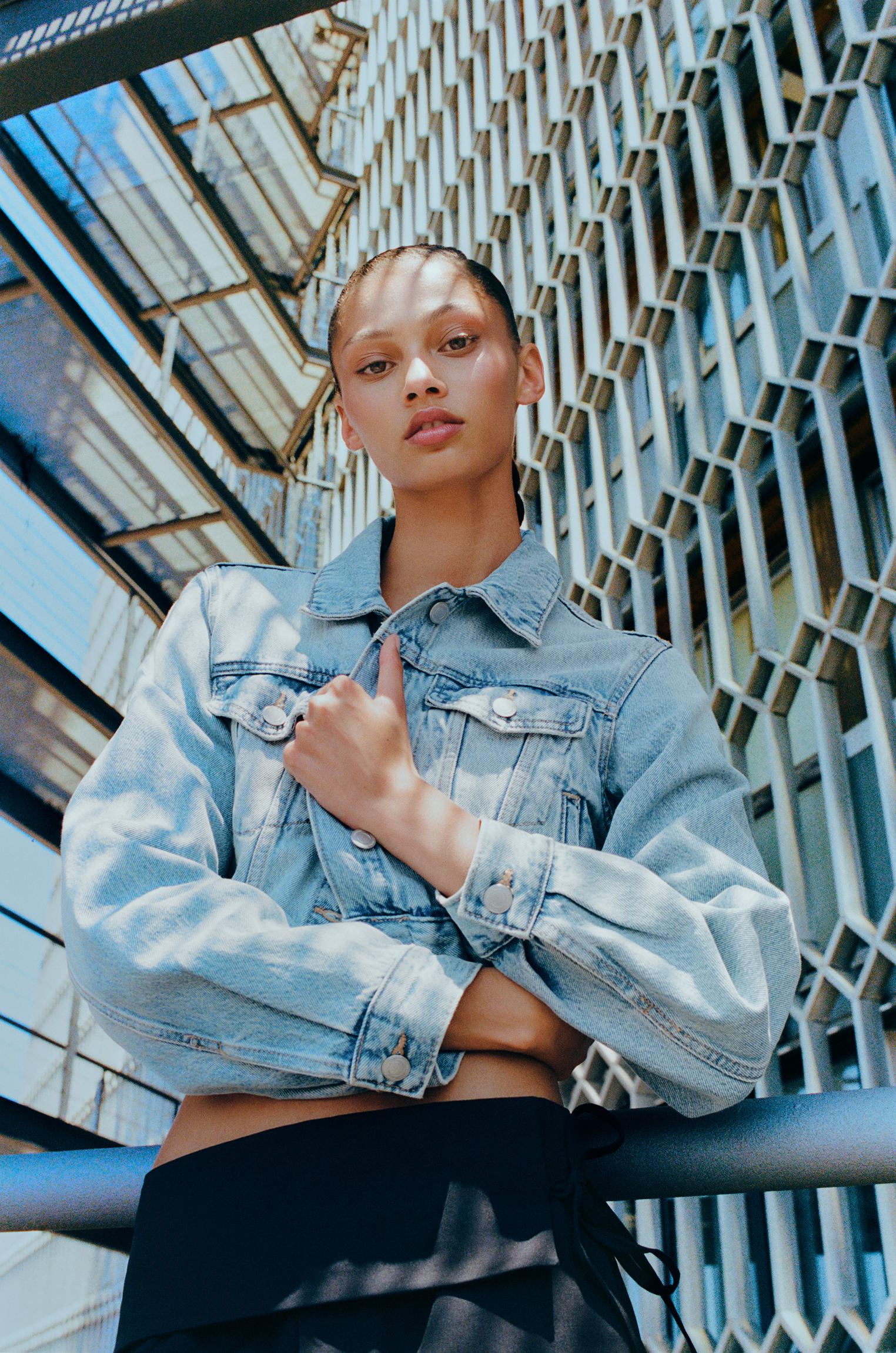 Cropped denim jacket — Pale blue
