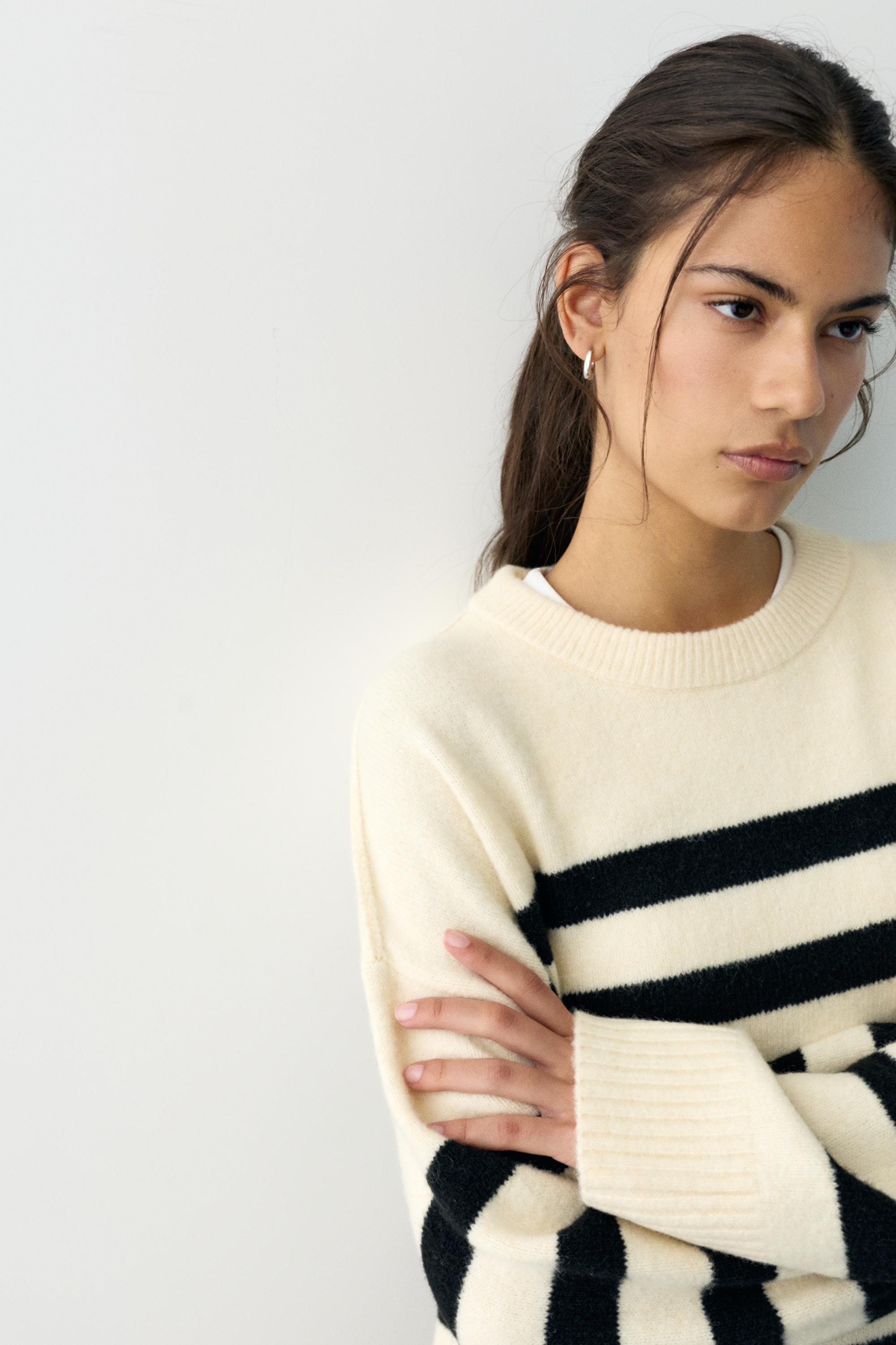 Striped jumper — Ecru