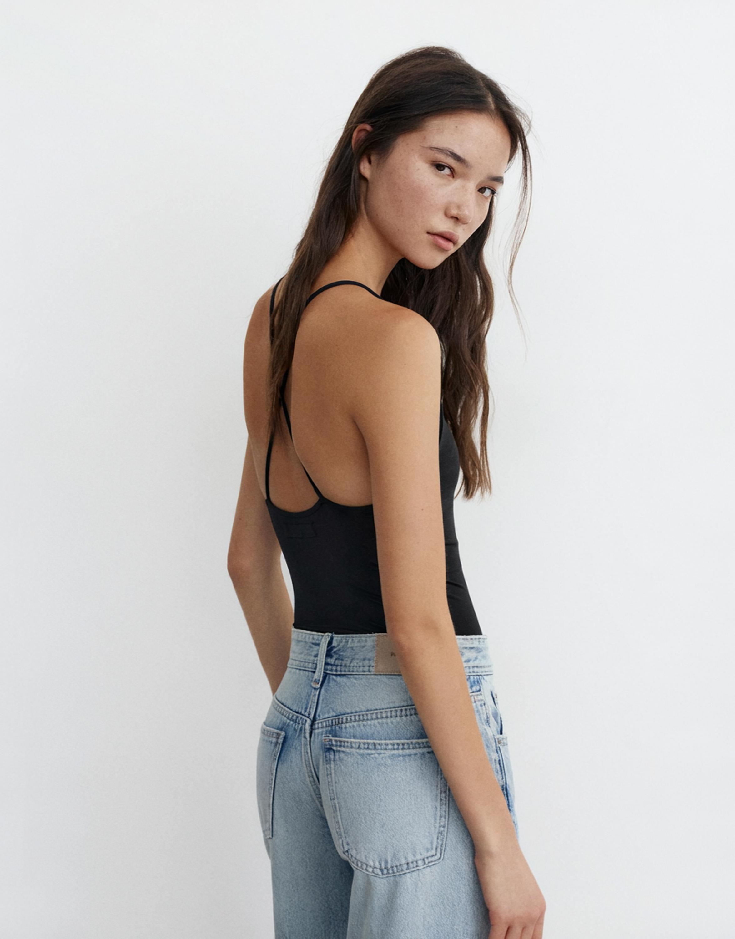 Halter strappy bodysuit — Black