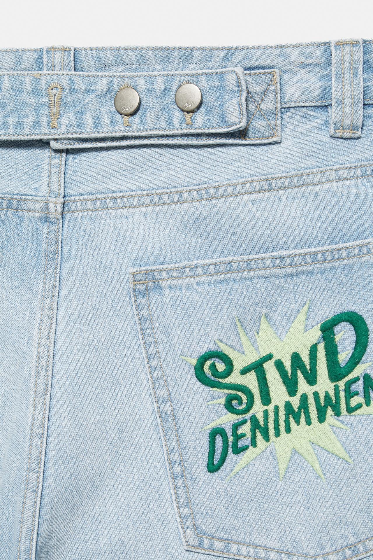 Barrel jeans with embroidered detail — Pale indigo