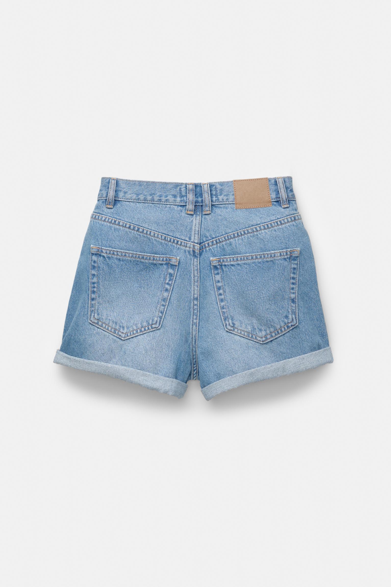 Denim turn-up mom shorts — Medium blue