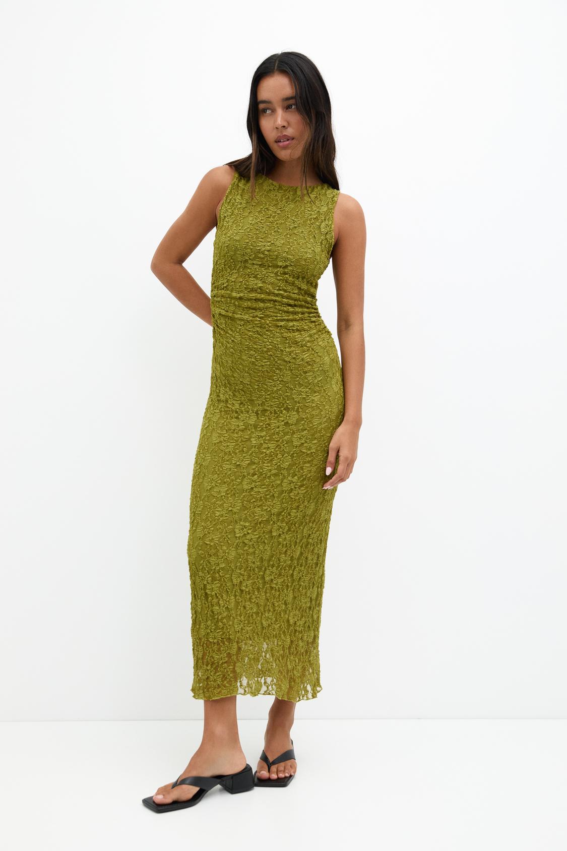 Sleeveless lace midi dress - pull&bear 