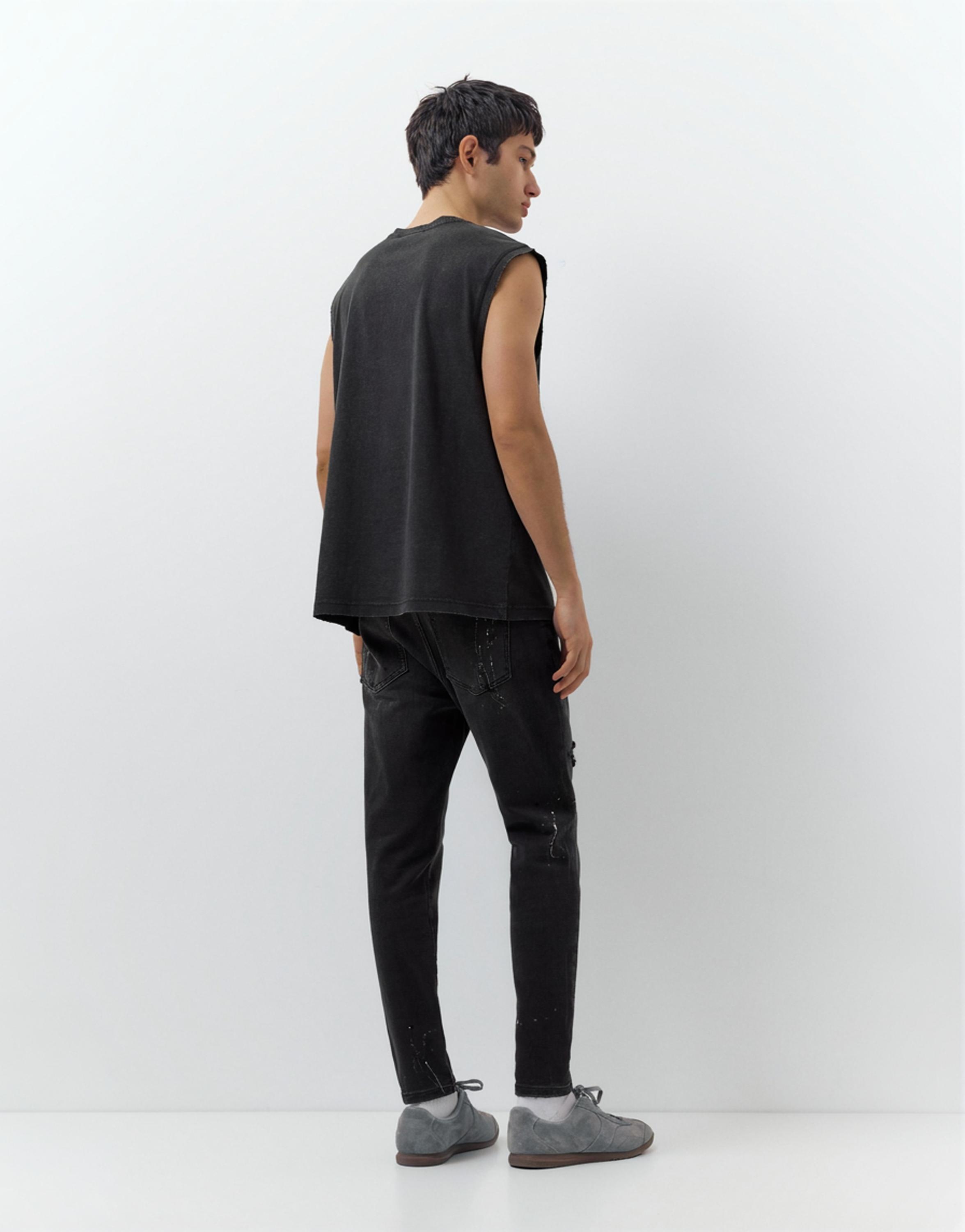 Ripped skinny jeans — Faded black