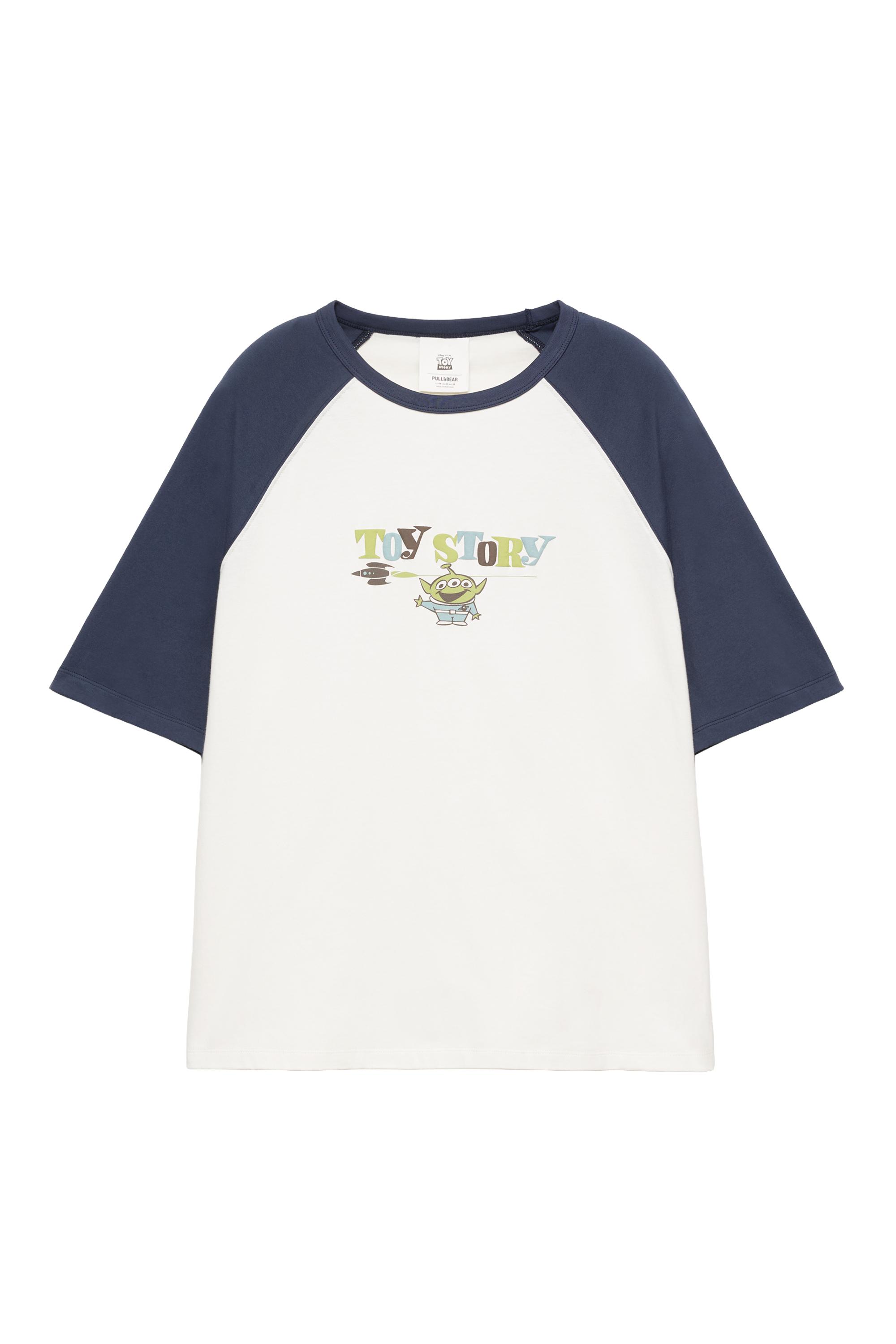 Pull&Bear Toy Story reglan kollu tişört görsel 5