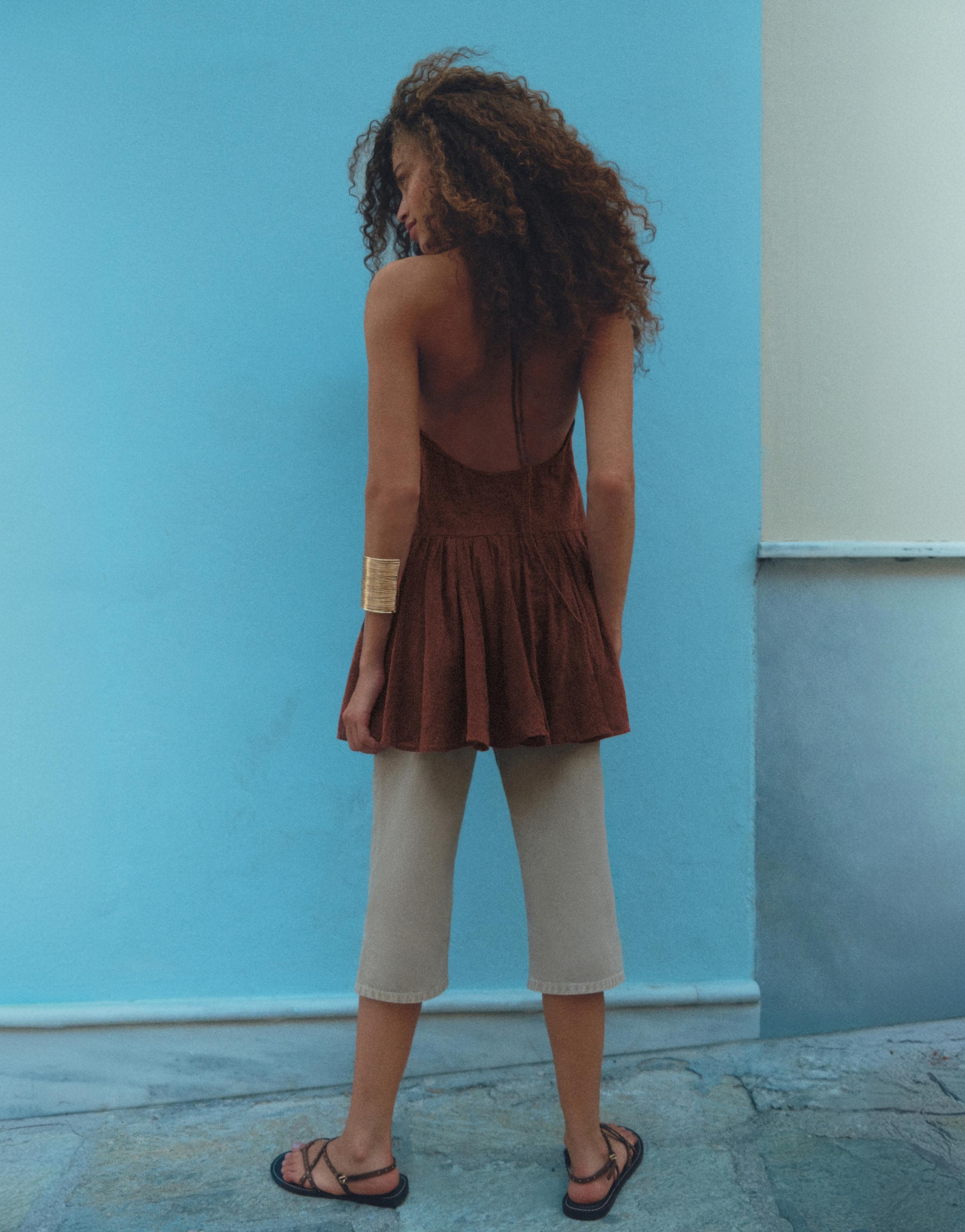 Surplice neckline short dress — Brown