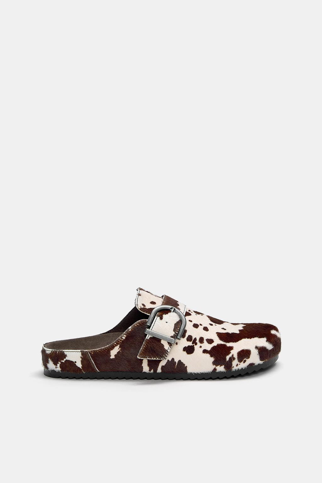 Leather cow clogs pull&bear
