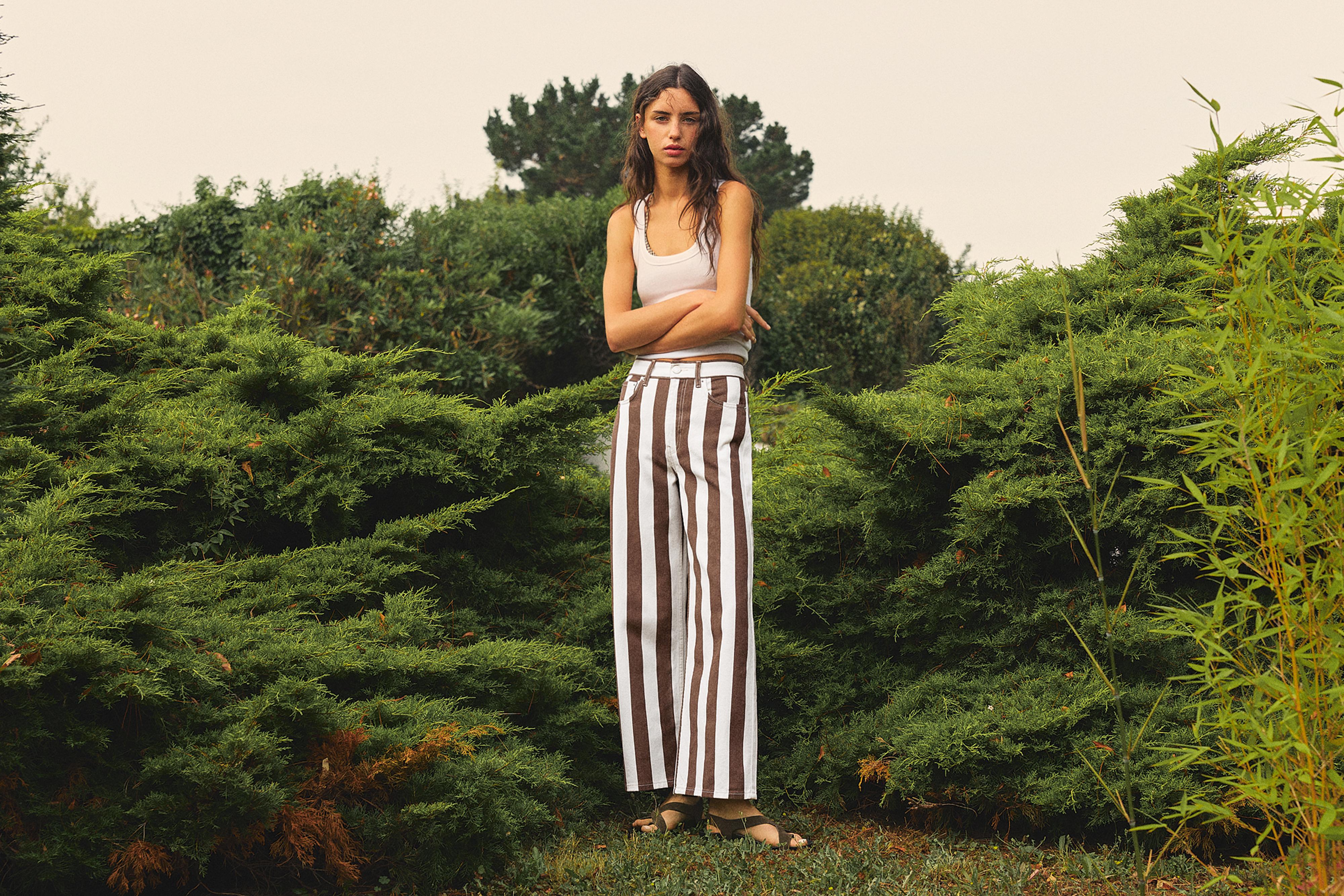 Striped straight-leg trousers — Brown