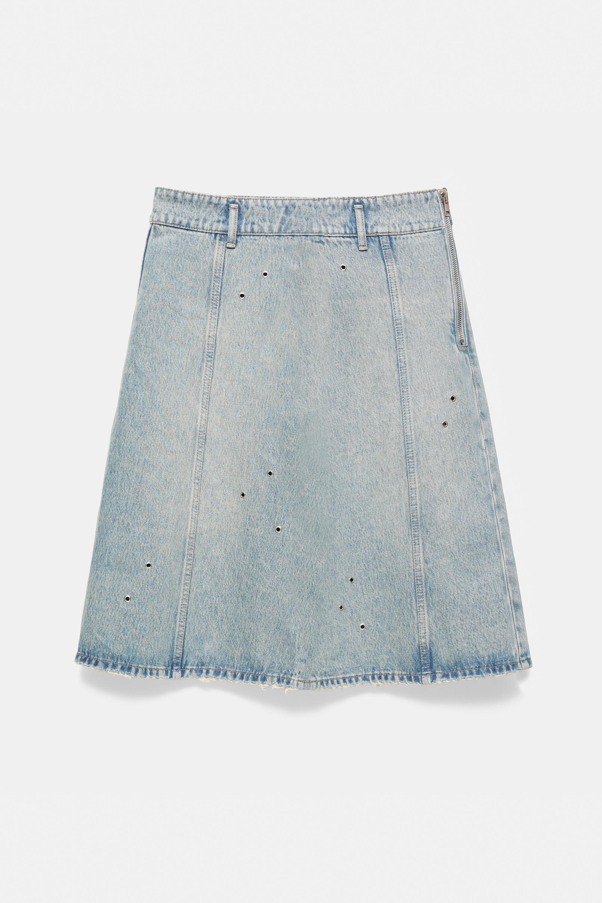 Eyelet midi skirt — Pale blue