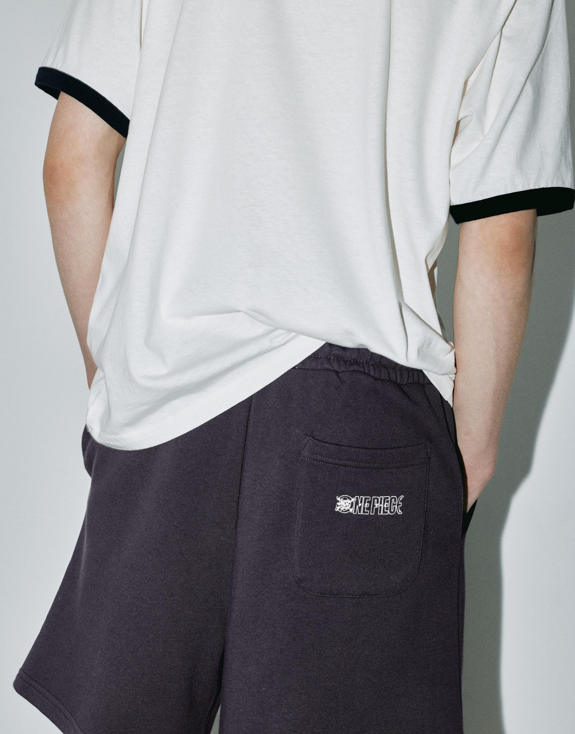 One Piece jogger shorts — Navy
