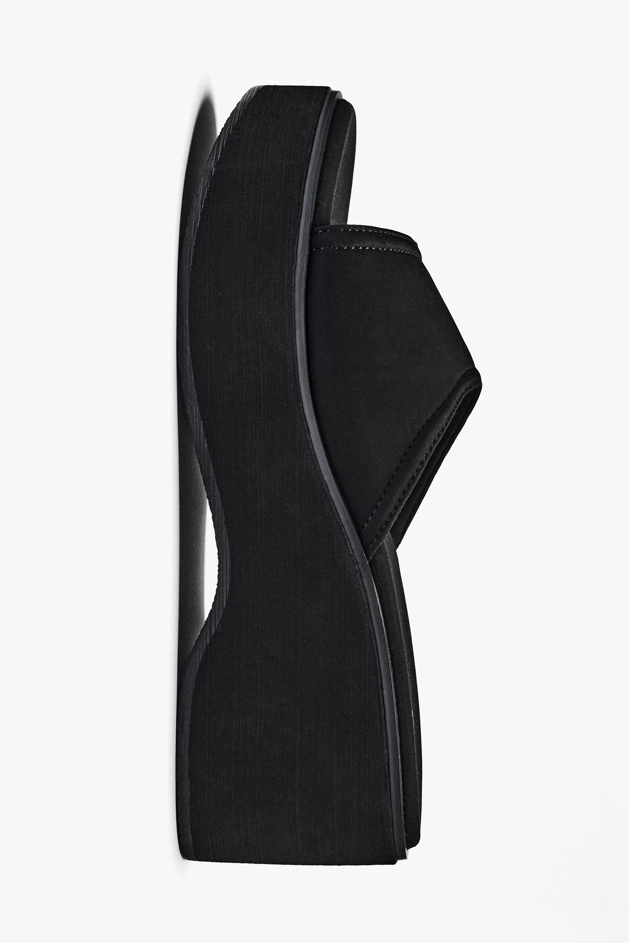 Platform wedge sandals — Black