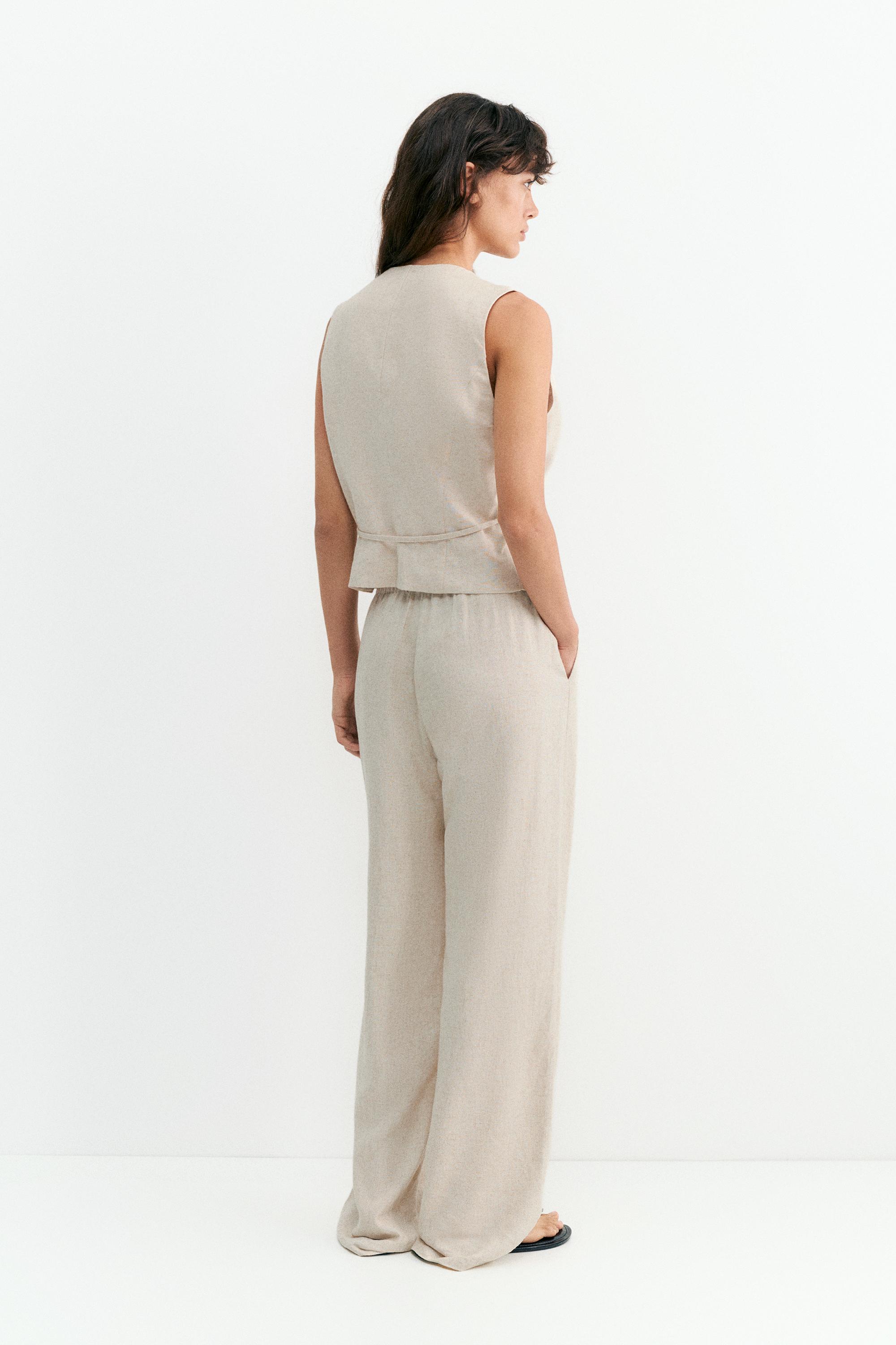 Rustic linen-blend waistcoat — Beige