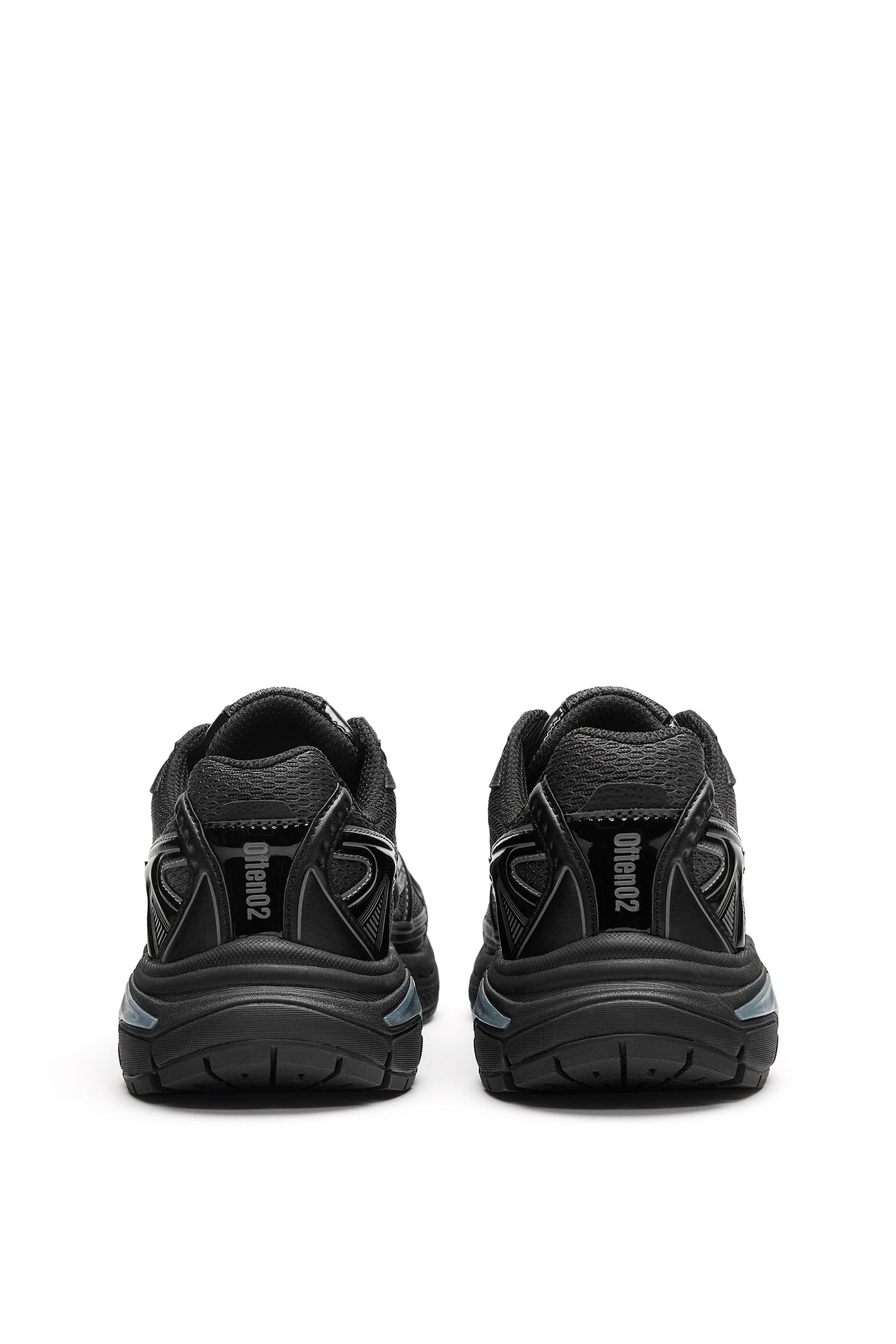 Sneakers Often 02 — Black