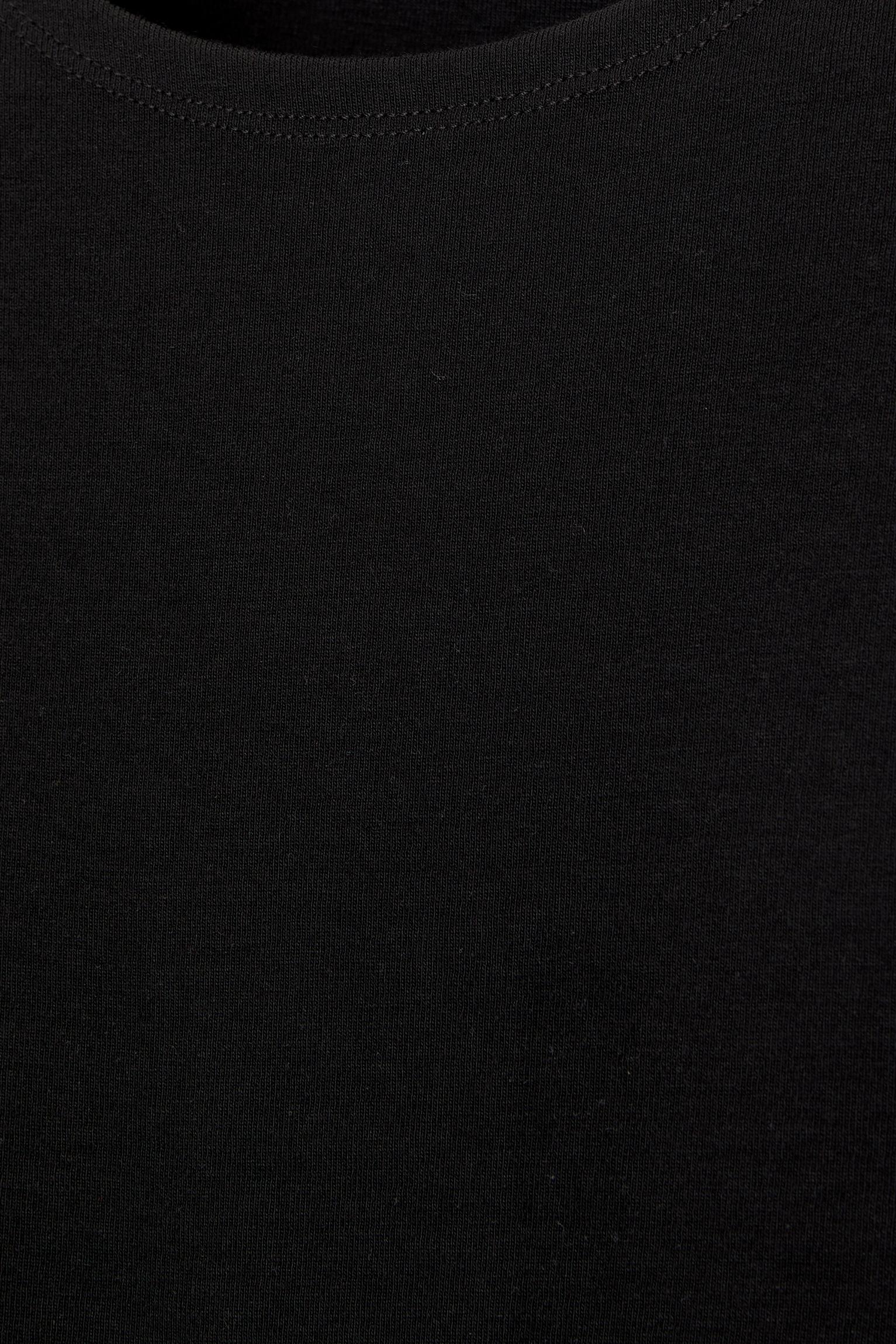 Fitted short sleeve T-shirt — Black