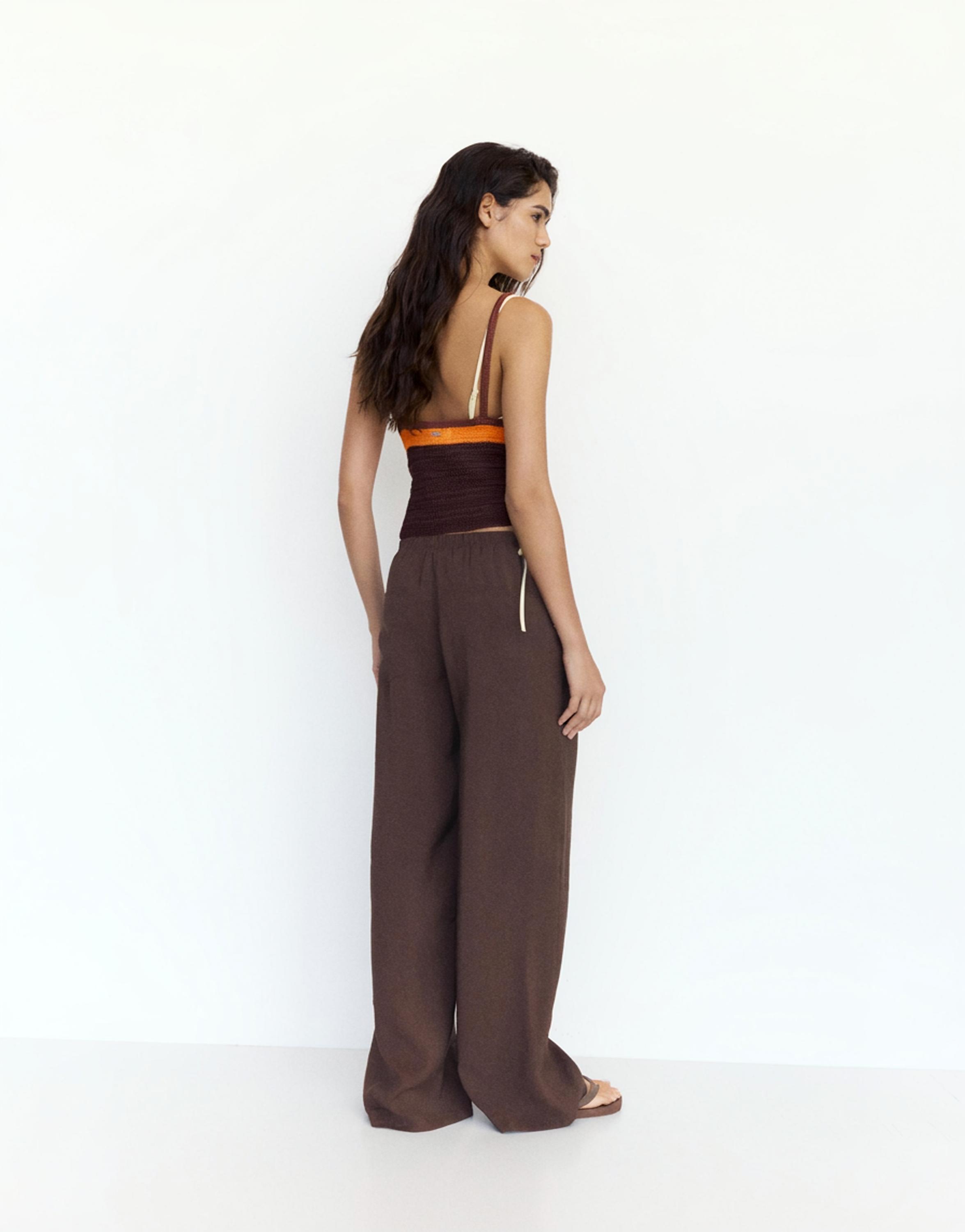 Drawstring flowing trousers — Brown