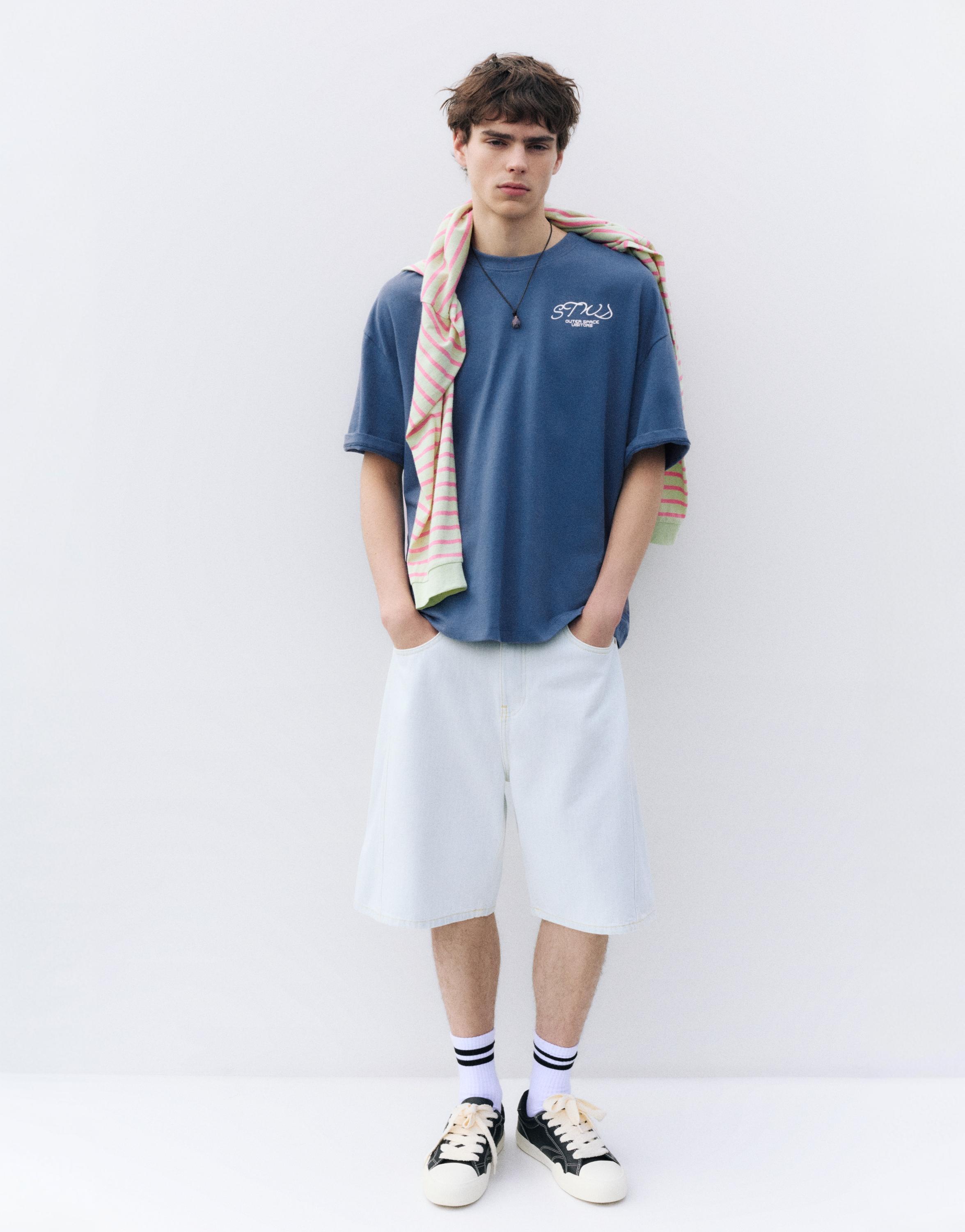 Boxy-fit graphic T-shirt — Navy