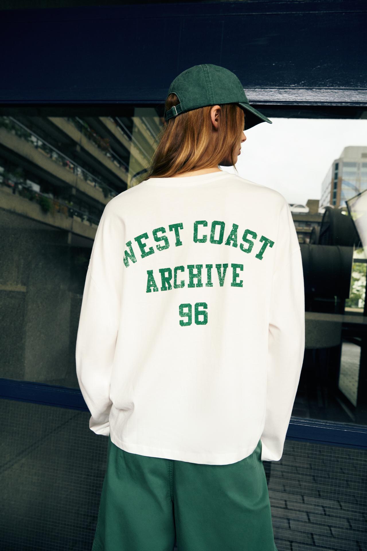 Los Angeles Graphic Oversize T-shirt — Ice