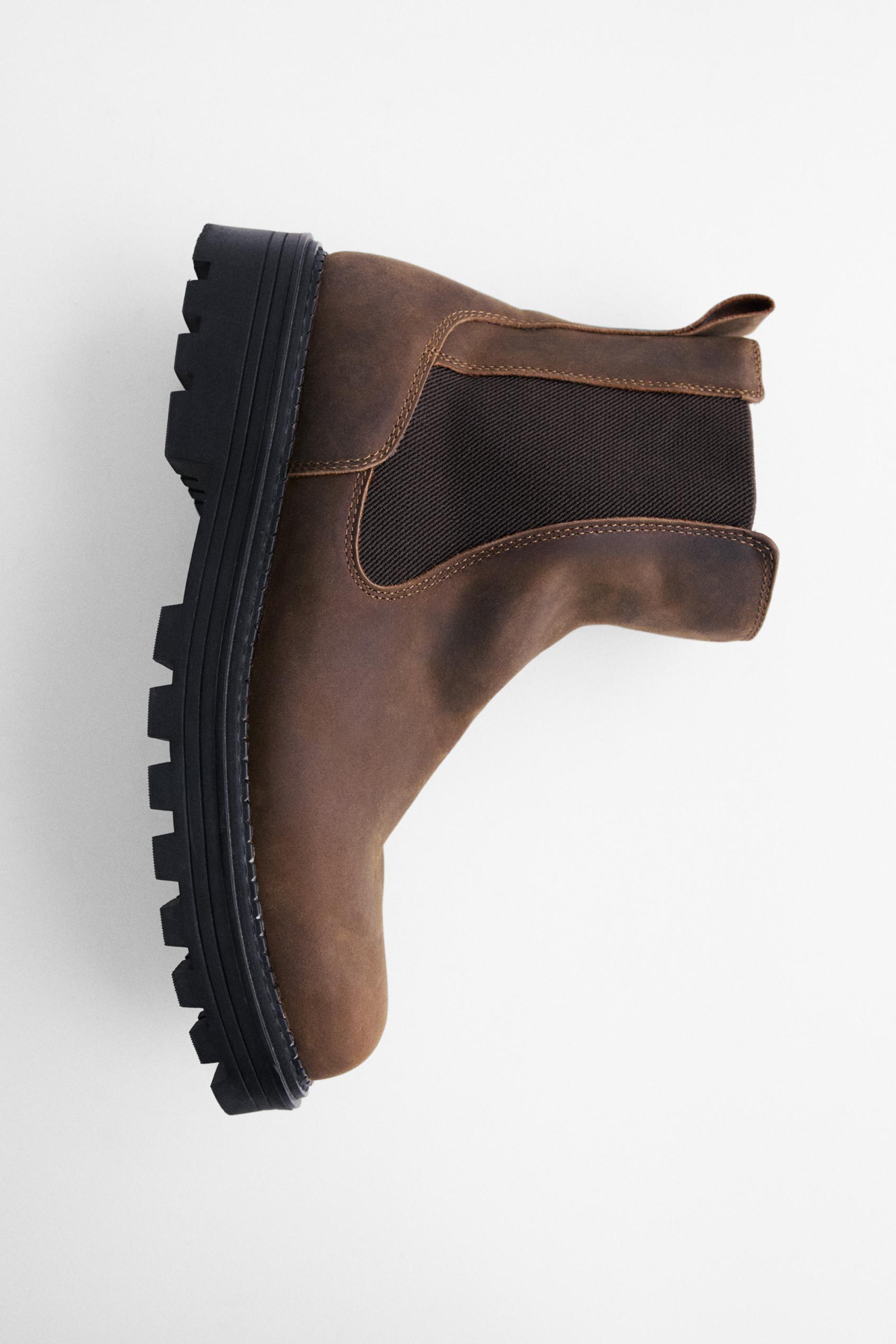 Leather Chelsea boots — Brown