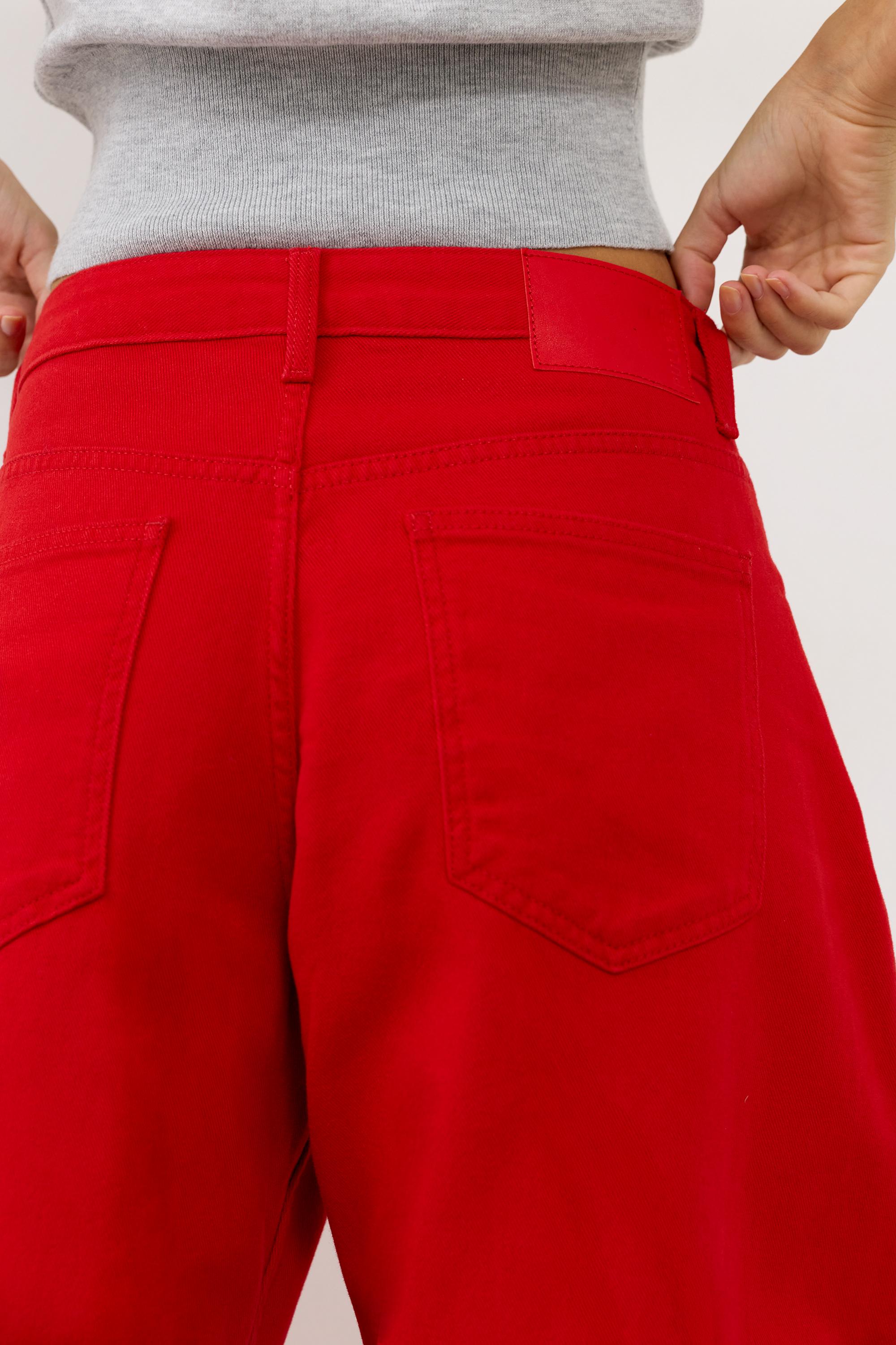 Low-rise barrel jeans — Red