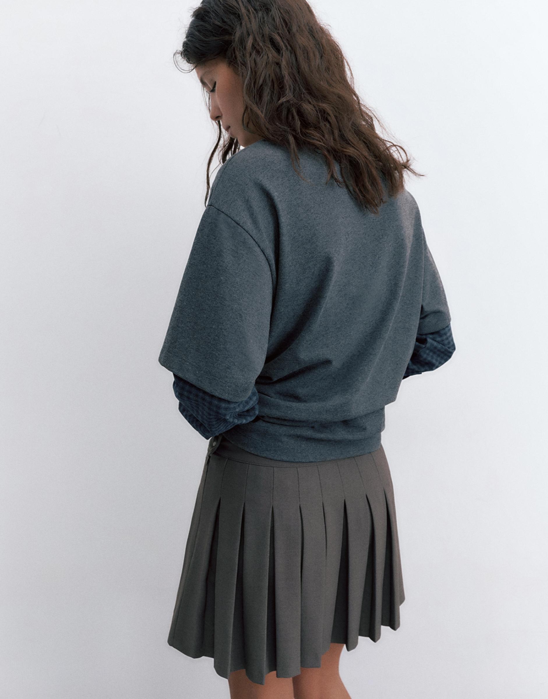 Pleated mini skirt — Grey marl