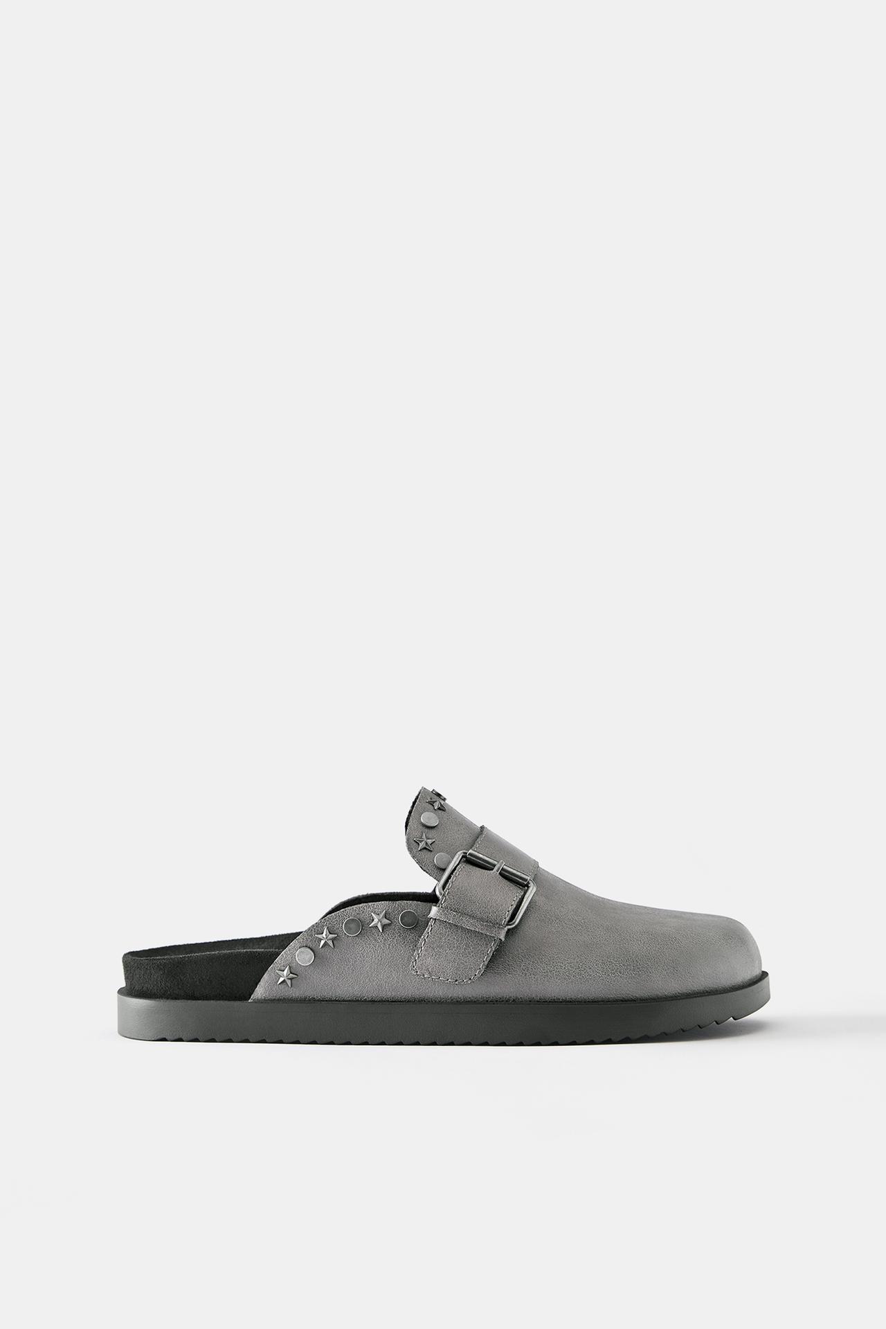 Studded clogs — Grey