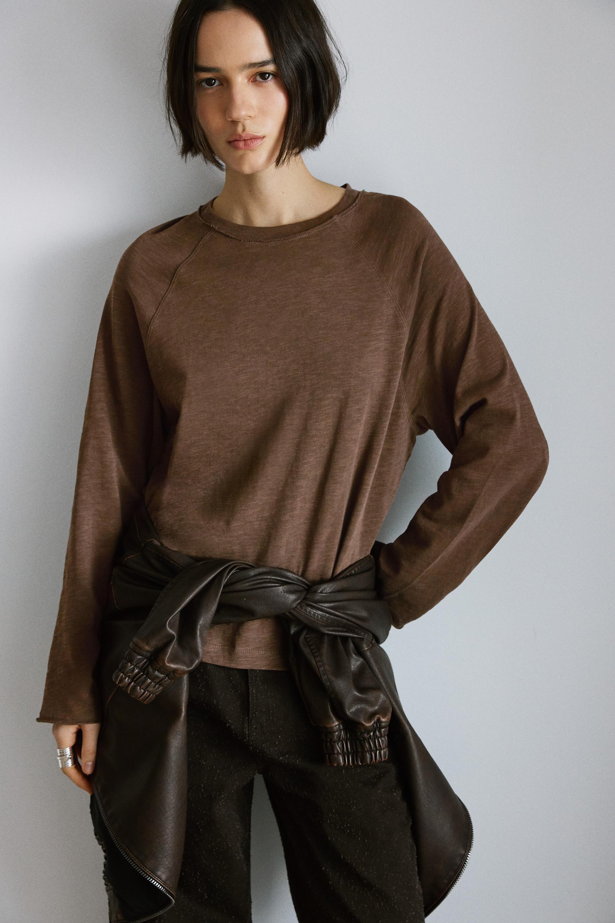 Long sleeve raglan T-shirt — Brown