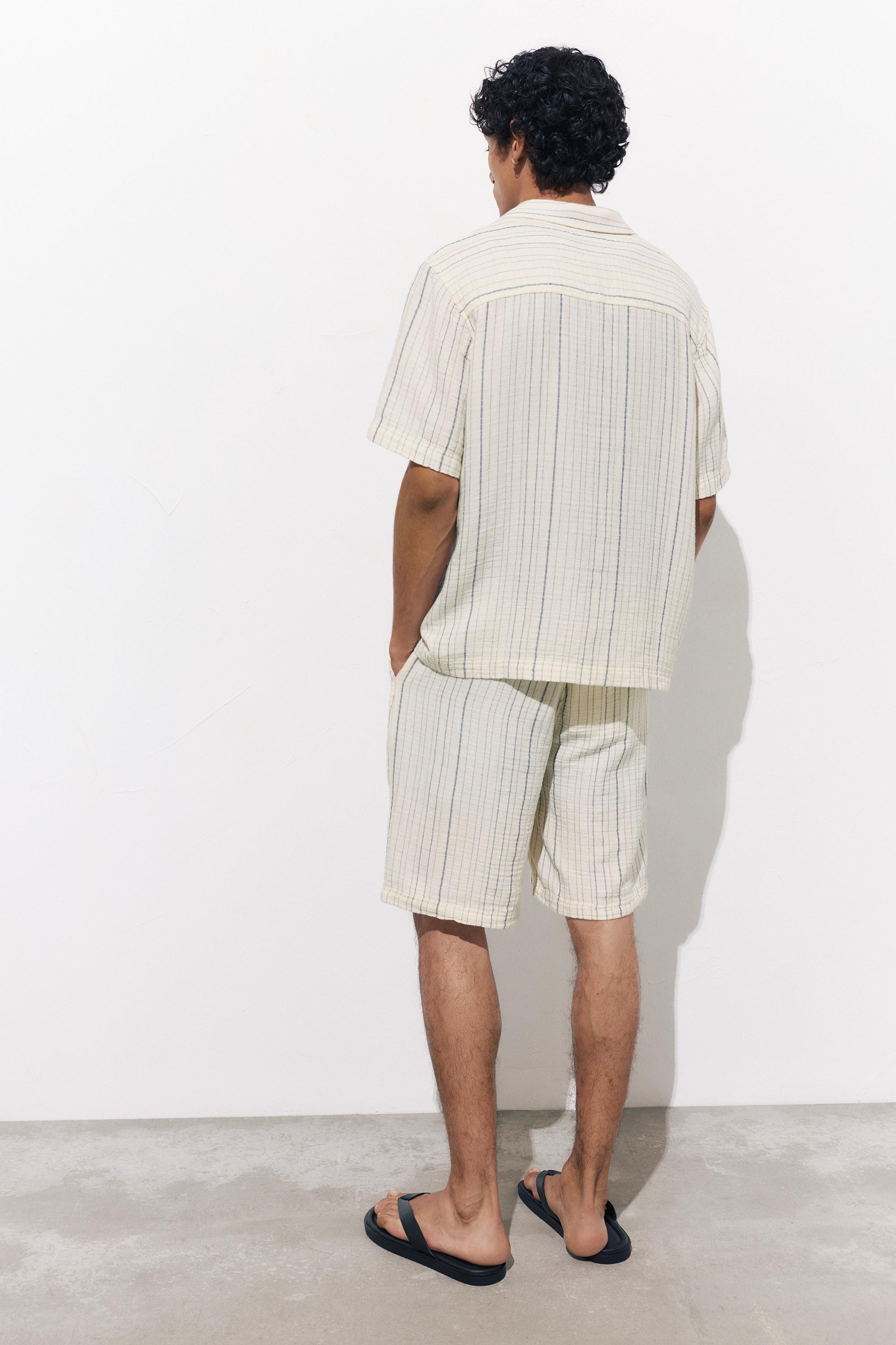 Striped jogger Bermuda shorts — White/Navy