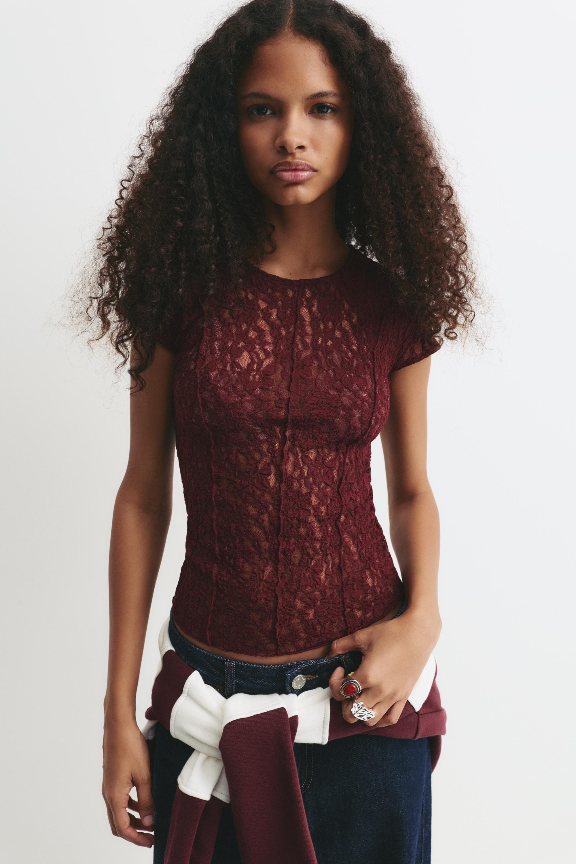 Spitzen-Top Mit Ziernähten