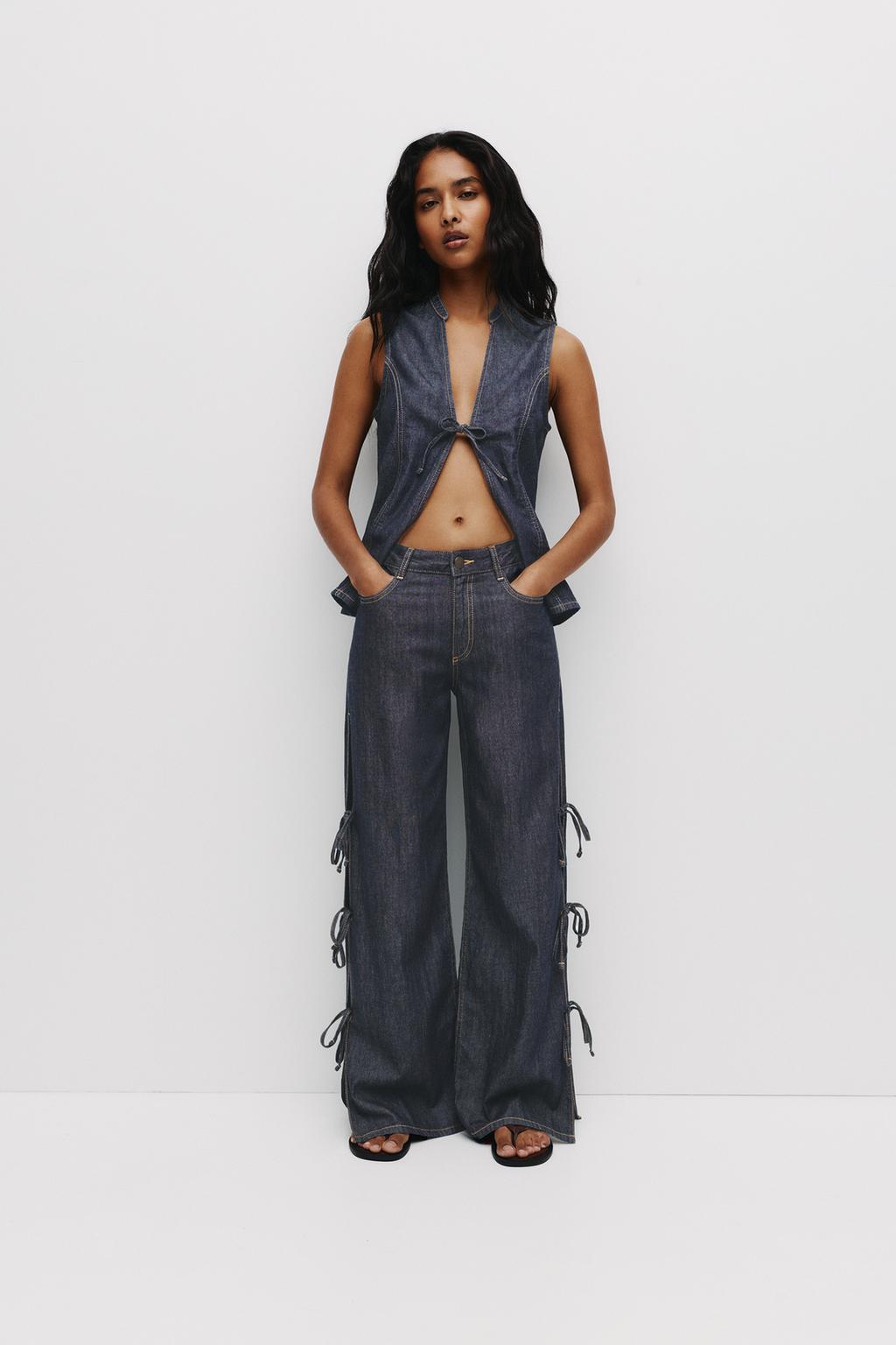 Jeans a gamba larga con fiocchi PULL&BEAR