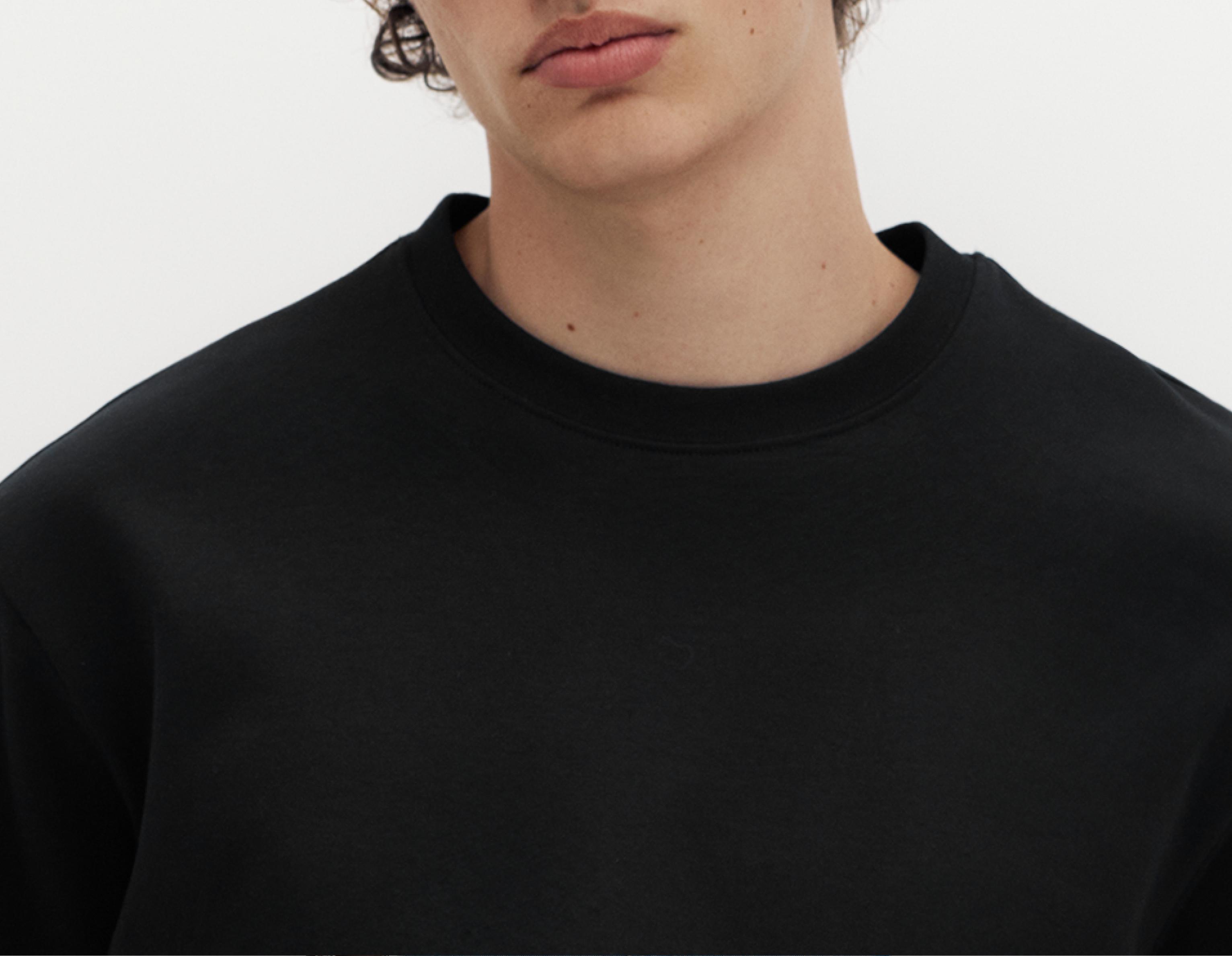 Boxy T-shirt — Black
