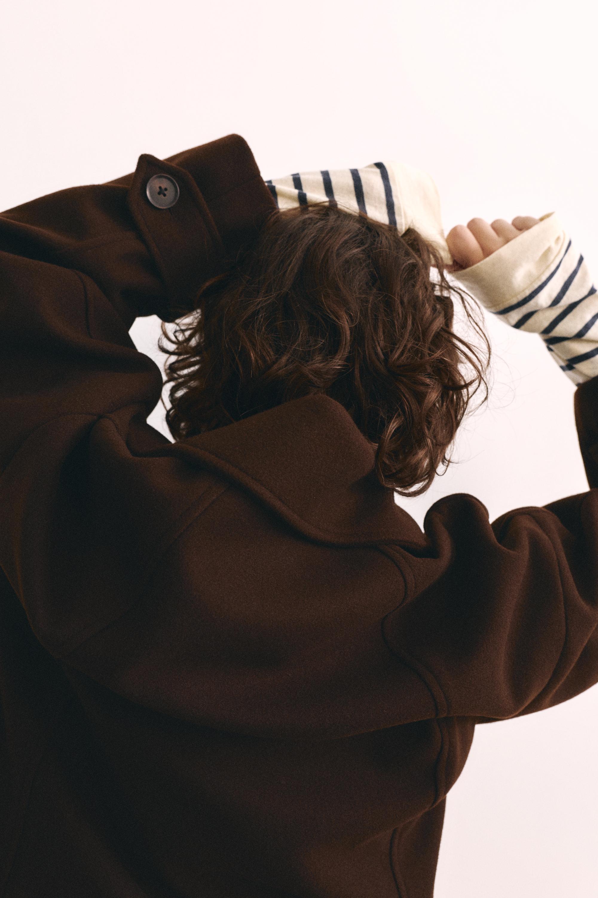 Short felt texture coat — Chocolate