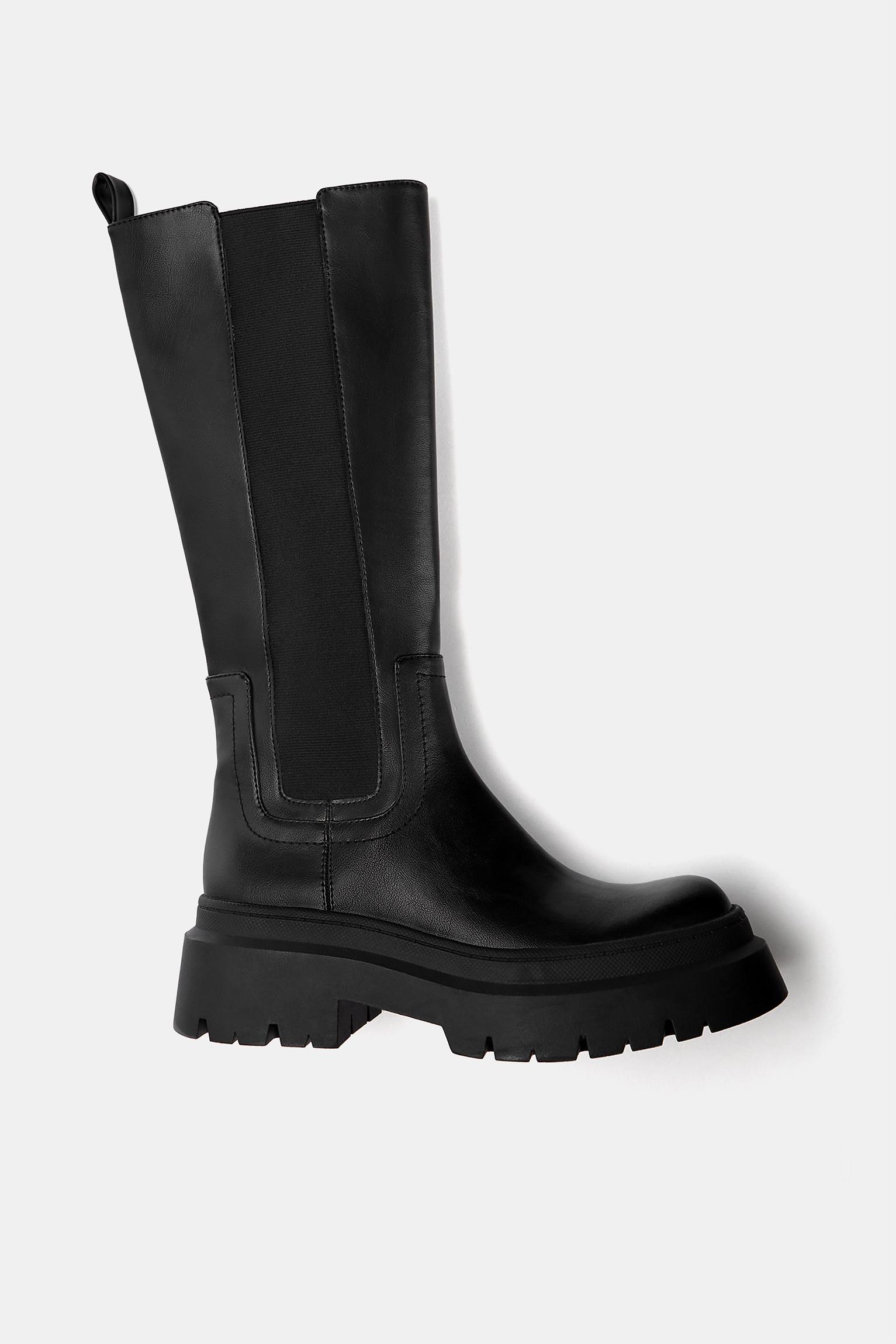 Chunky tall boots — Black