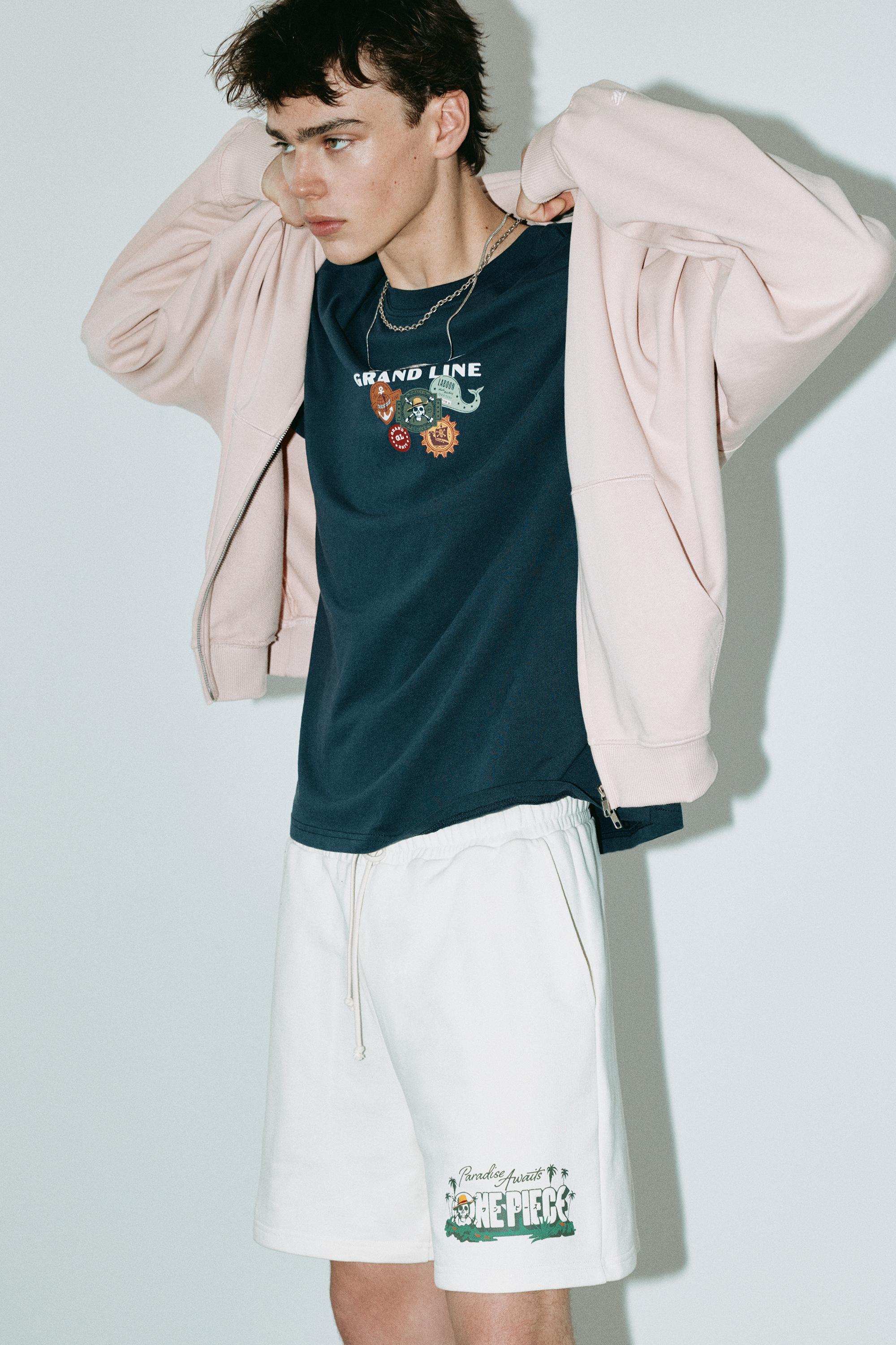 One Piece jogger shorts — Sand