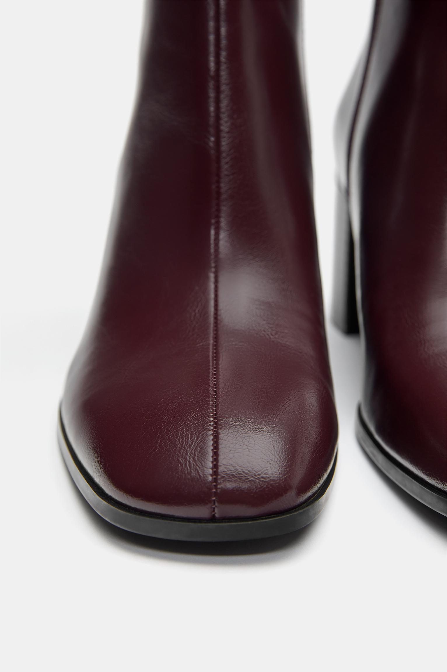 High-heel ankle boots — Burgundy