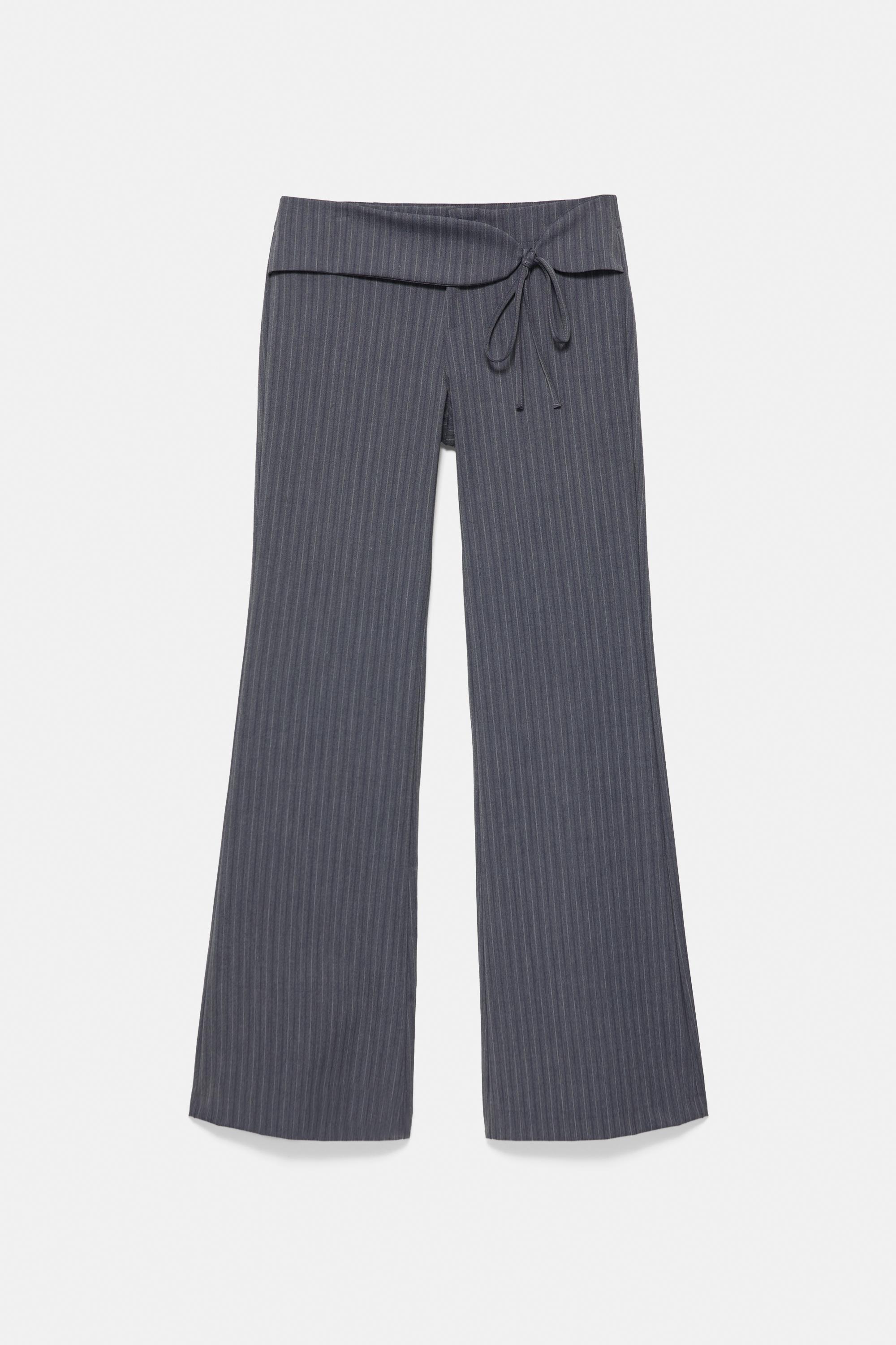 Pull&Bear Çan kesim çizgili kemerli pantolon görsel 8