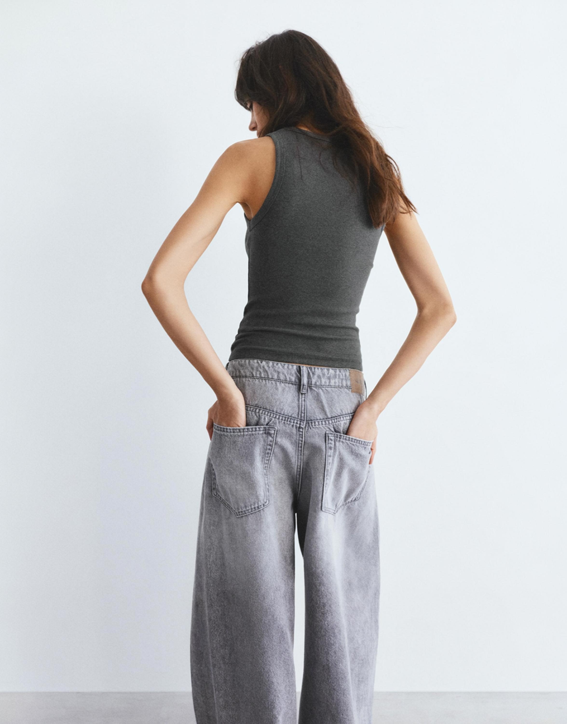 Round neck tank top — Medium marl