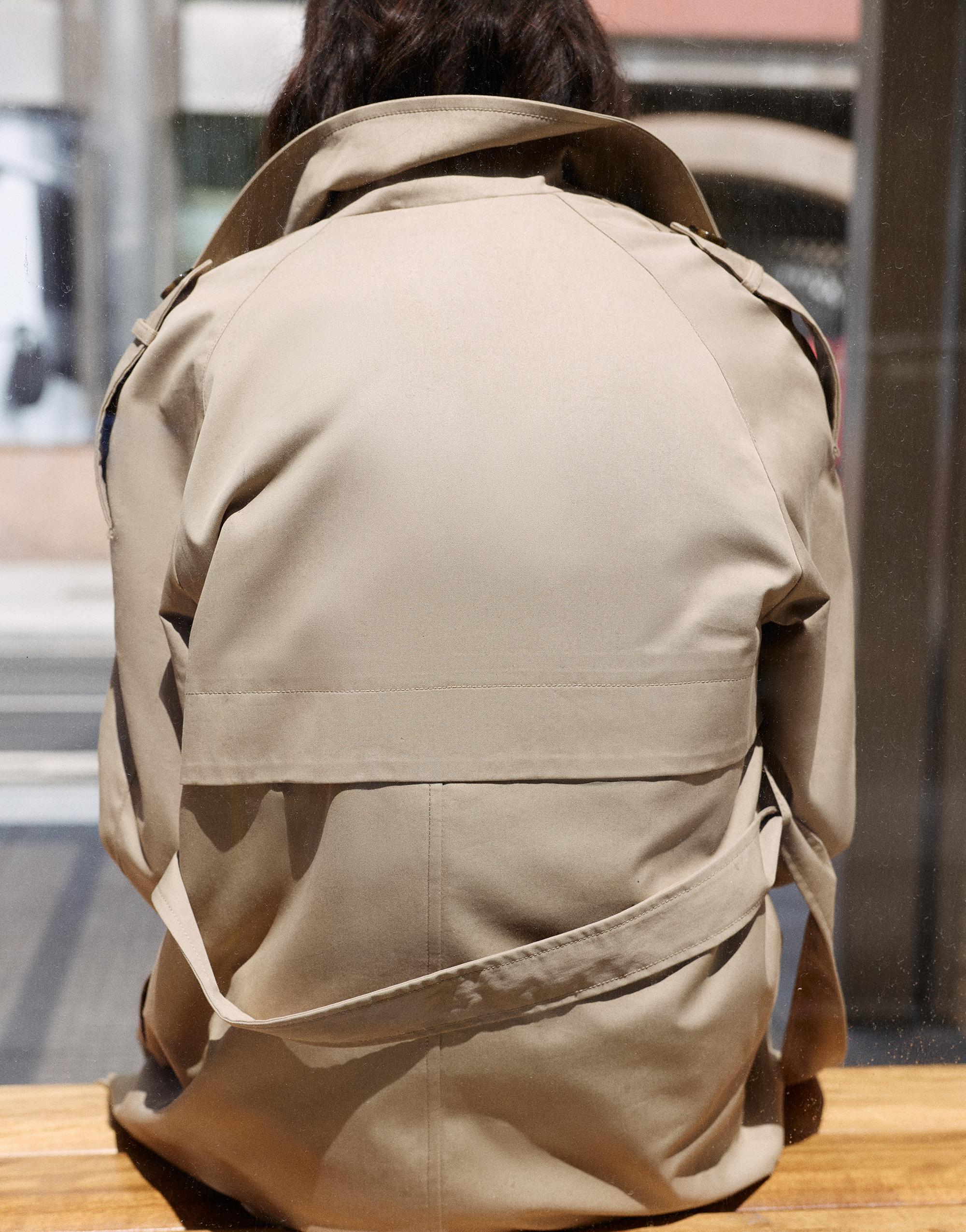 Trench coat — Sand