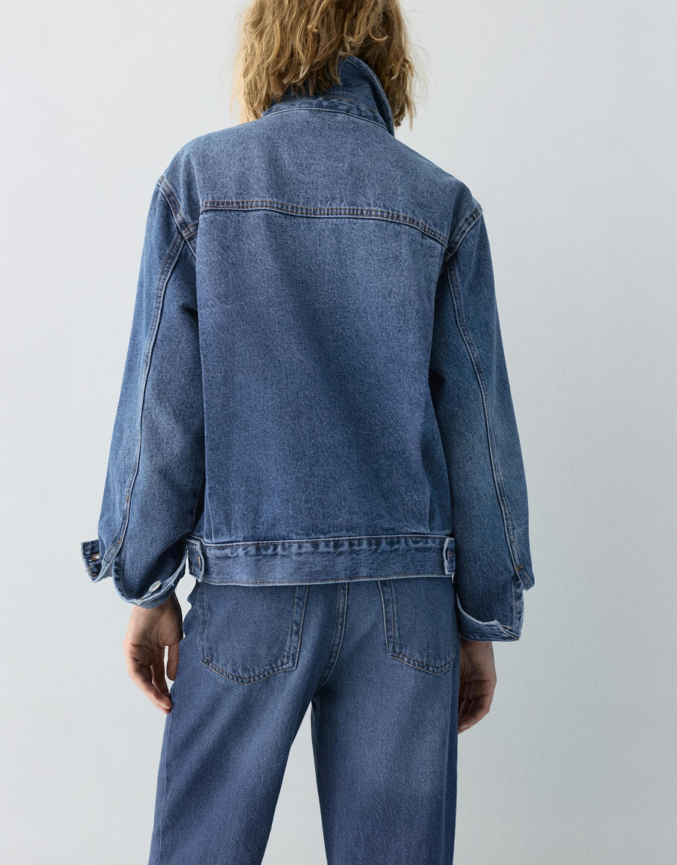 Denim jacket — Medium blue