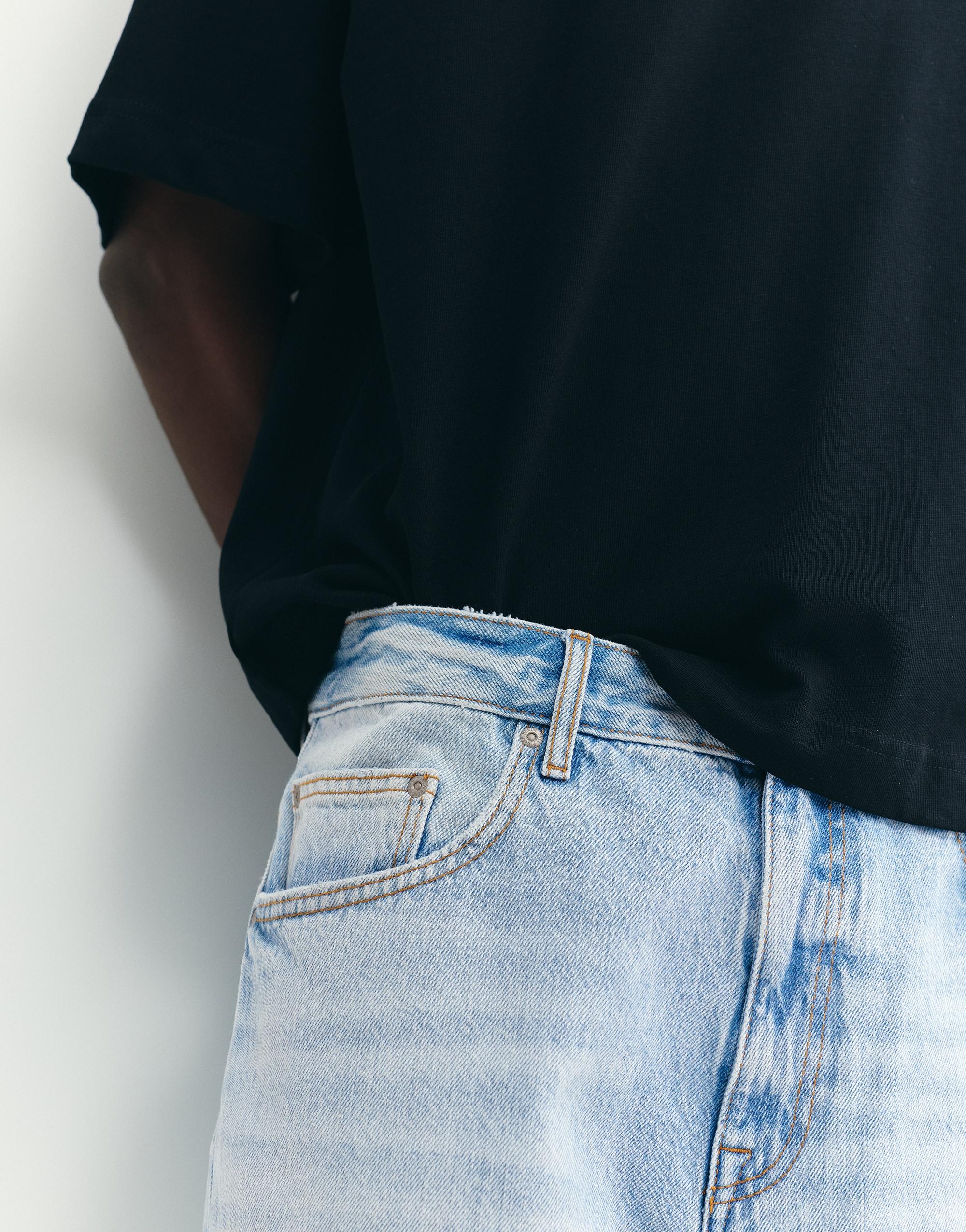 Frayed hem skater Bermuda shorts — Pale indigo