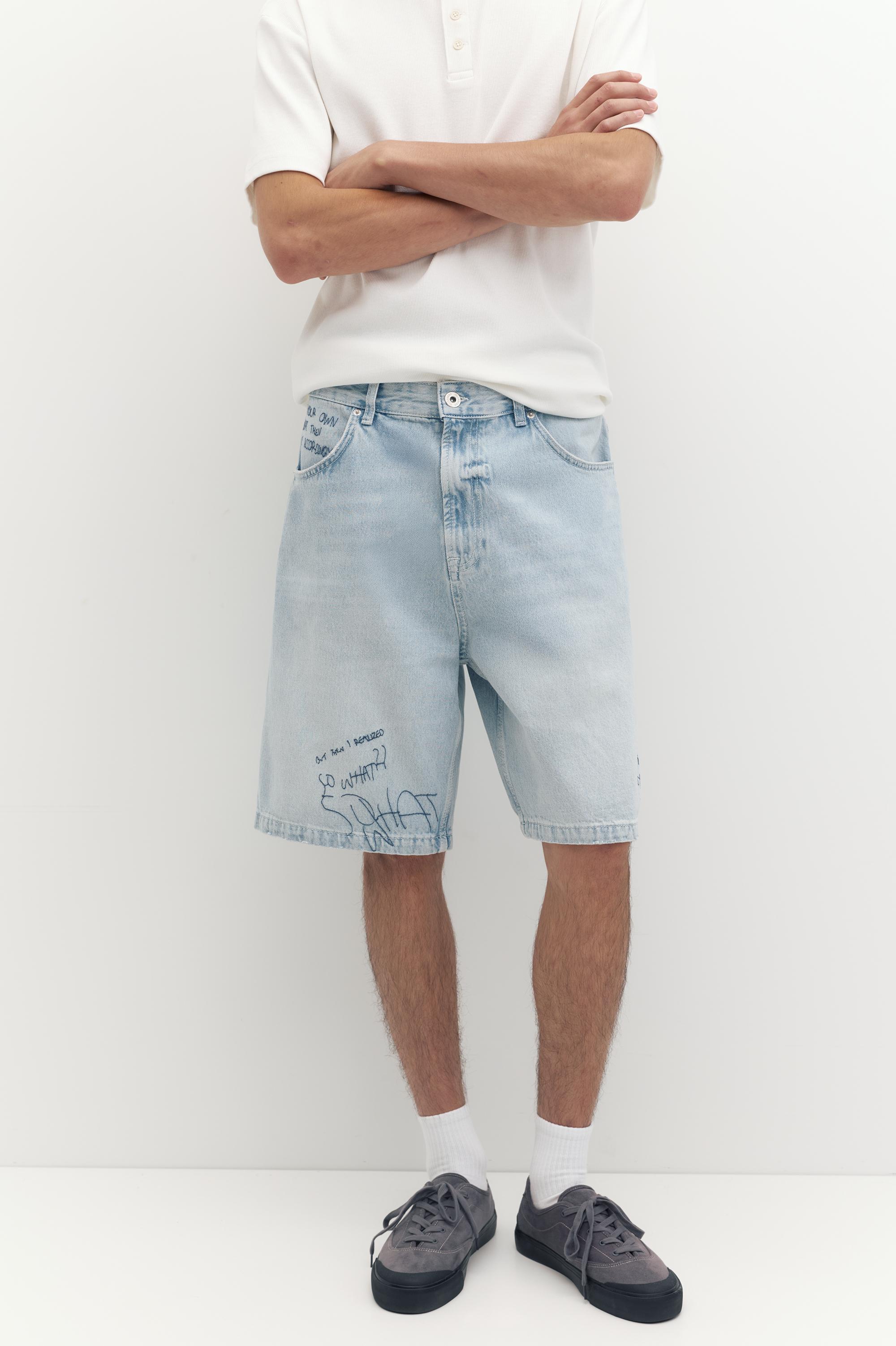 Embroidered baggy denim Bermuda shorts — Pale indigo