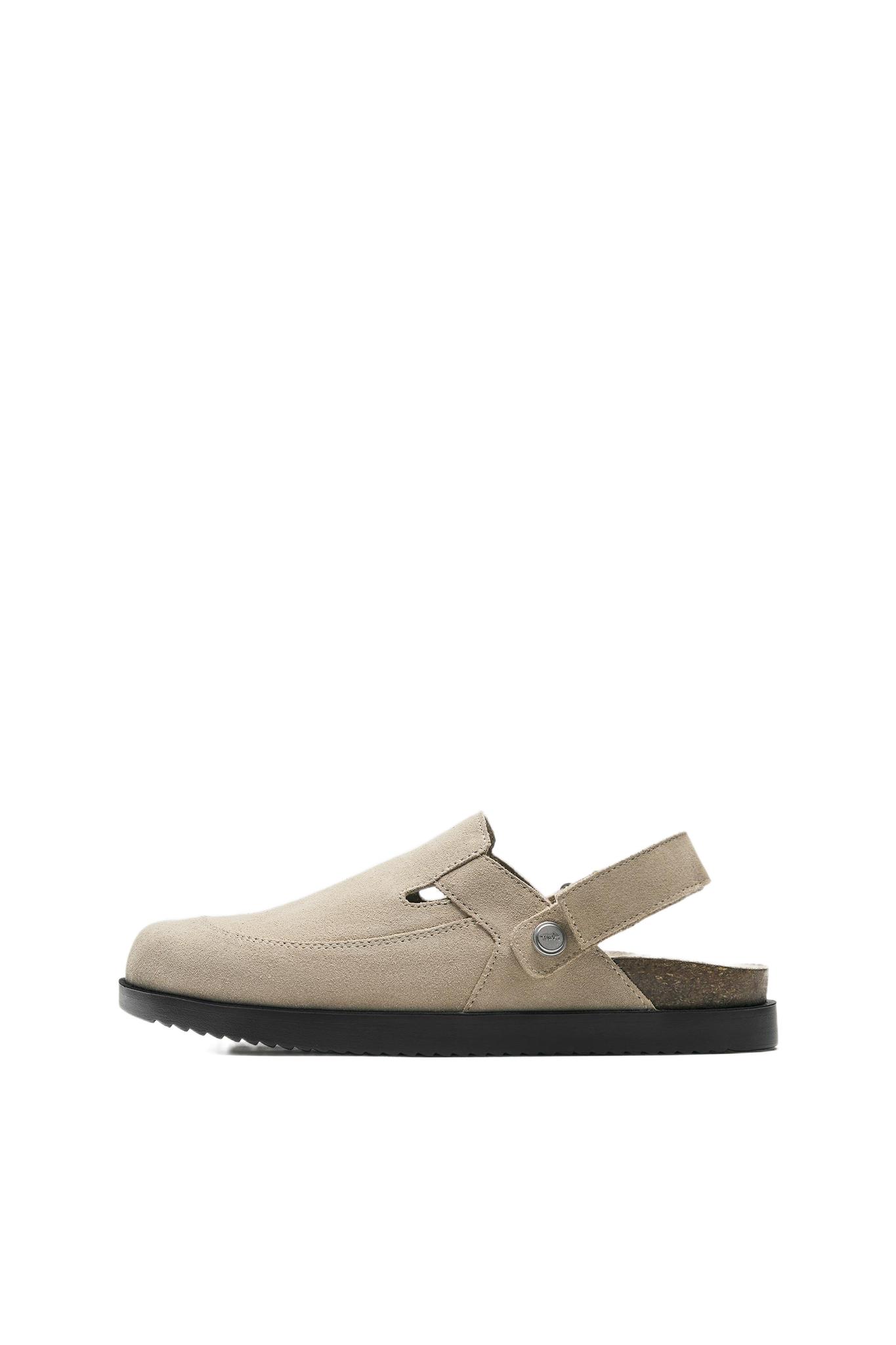 STWD leather strap clogs — Ecru