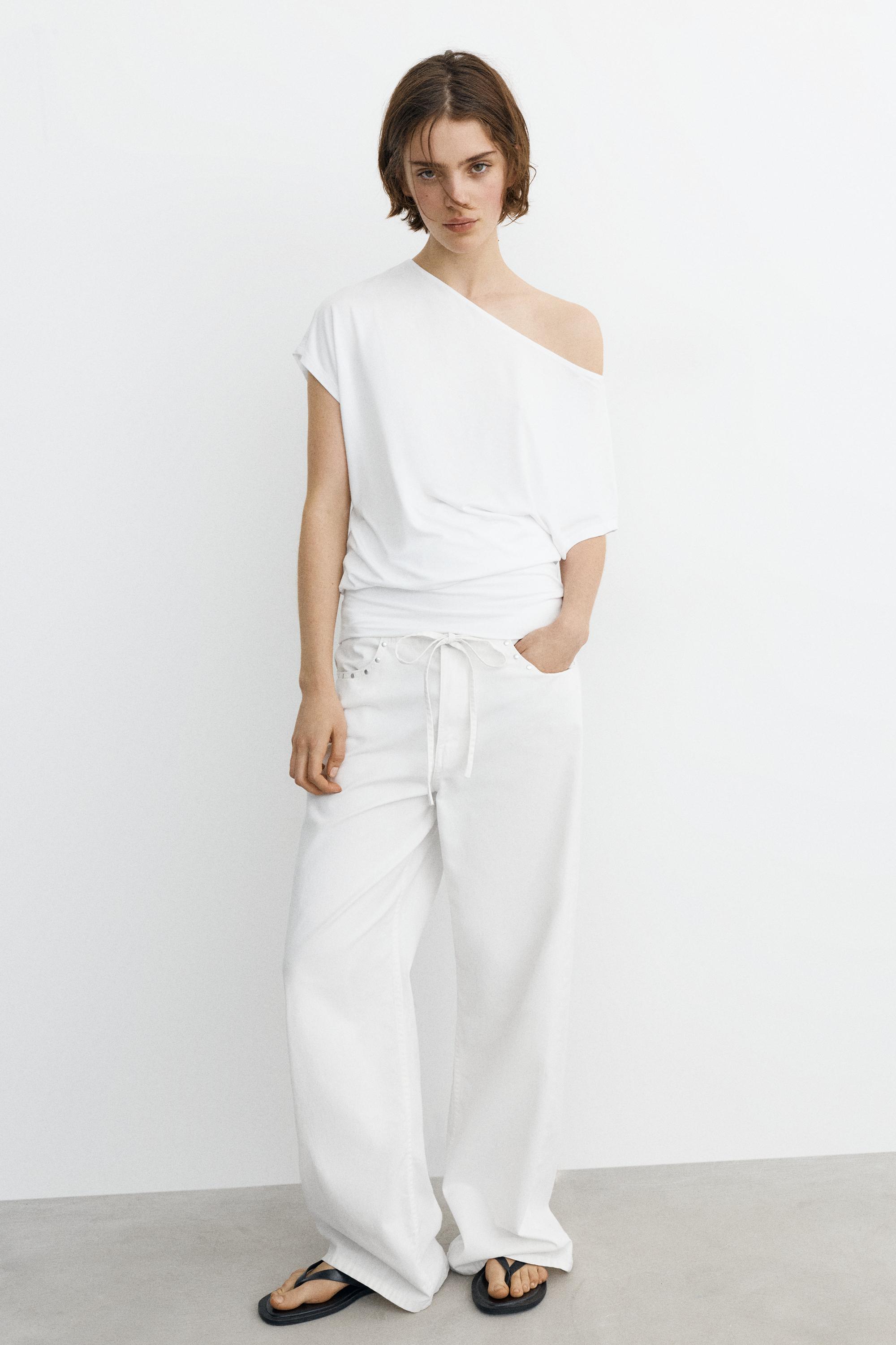 Short asymmetric dress — White