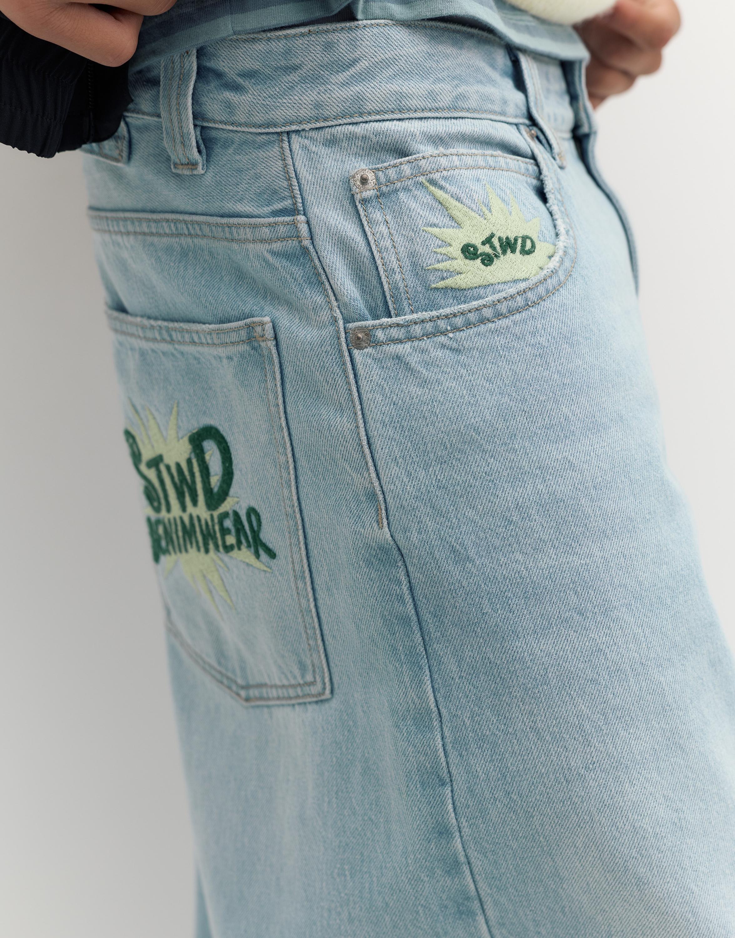 Pull&Bear İşlemeli barrel jean görsel 7