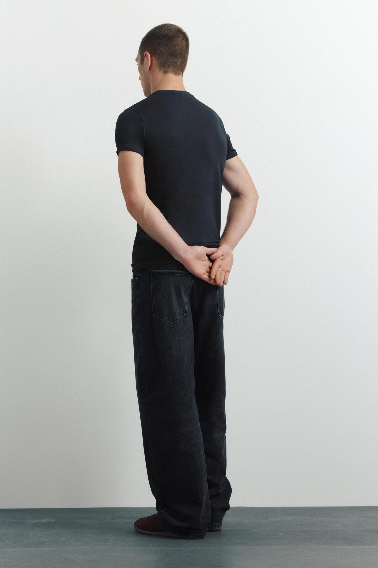 Muscle fit T-shirt — Navy